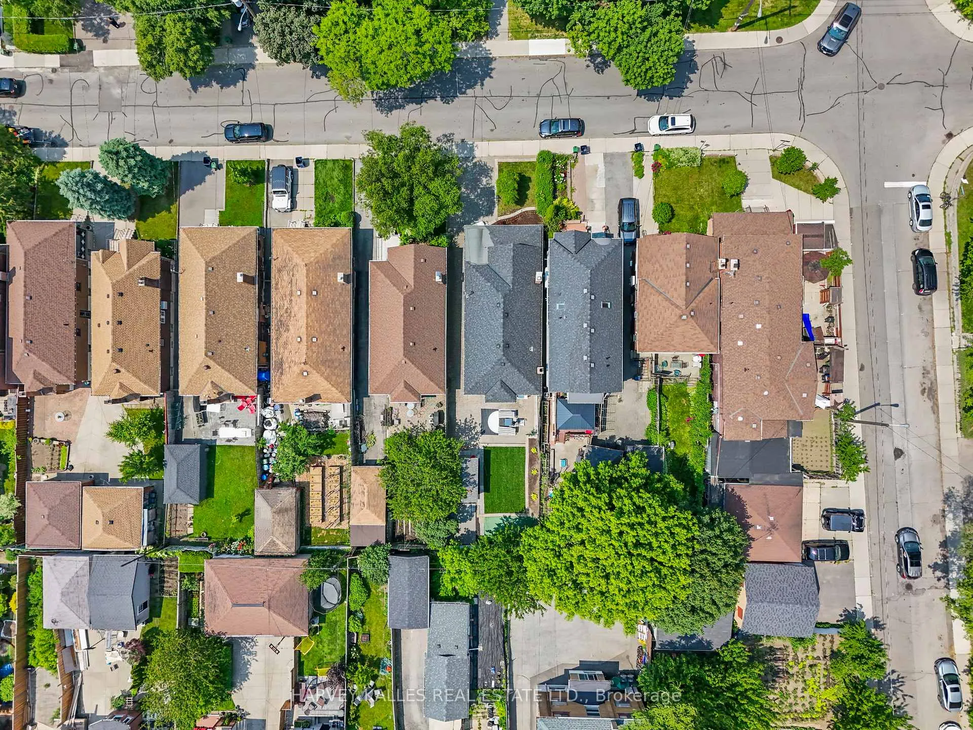 Photo 25 of 243 Northcliffe Boulevard, Toronto, Oakwood Village — HOMEH