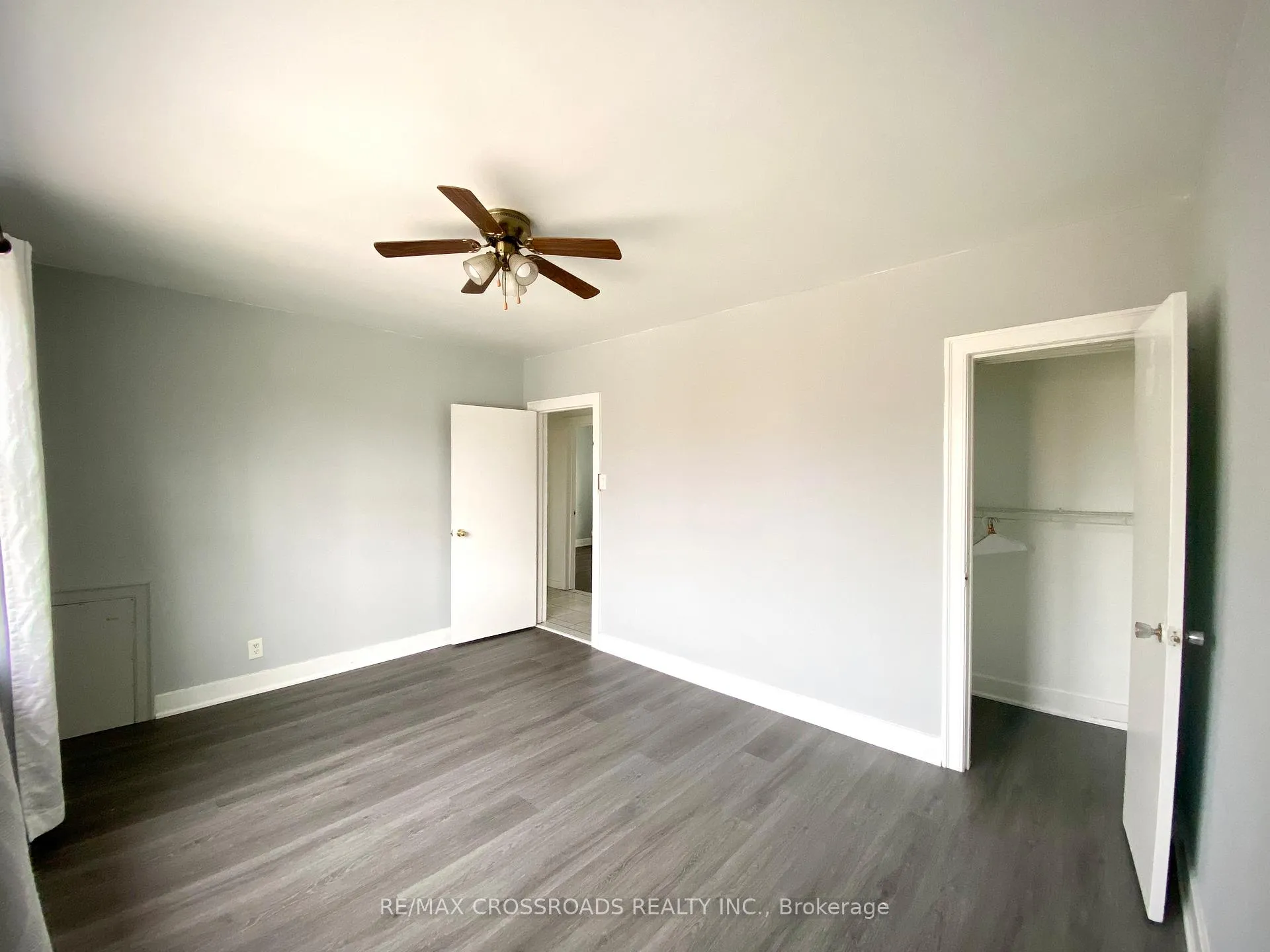 Photo 5 of 140 Gray Road, Hamilton, Stoney Creek — HOMEH