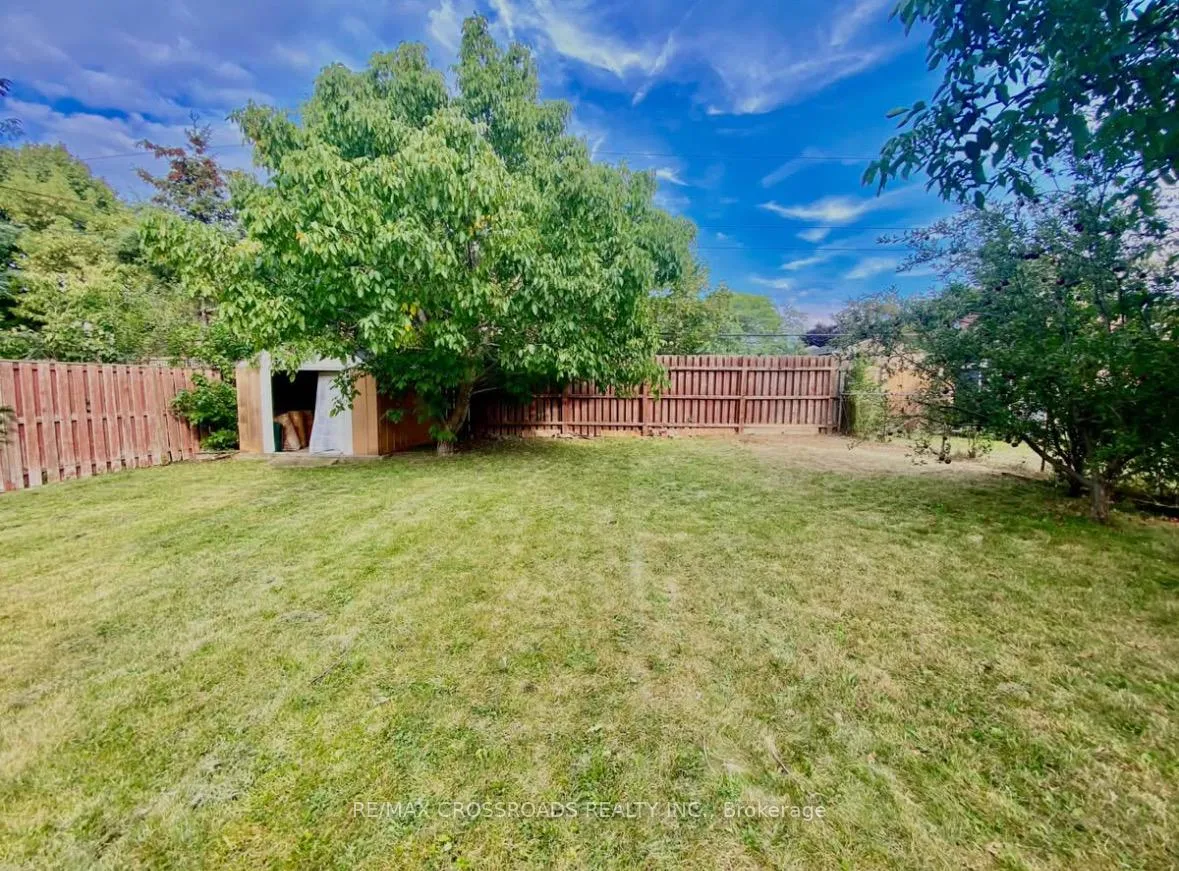 Photo 9 of 140 Gray Road, Hamilton, Stoney Creek — HOMEH