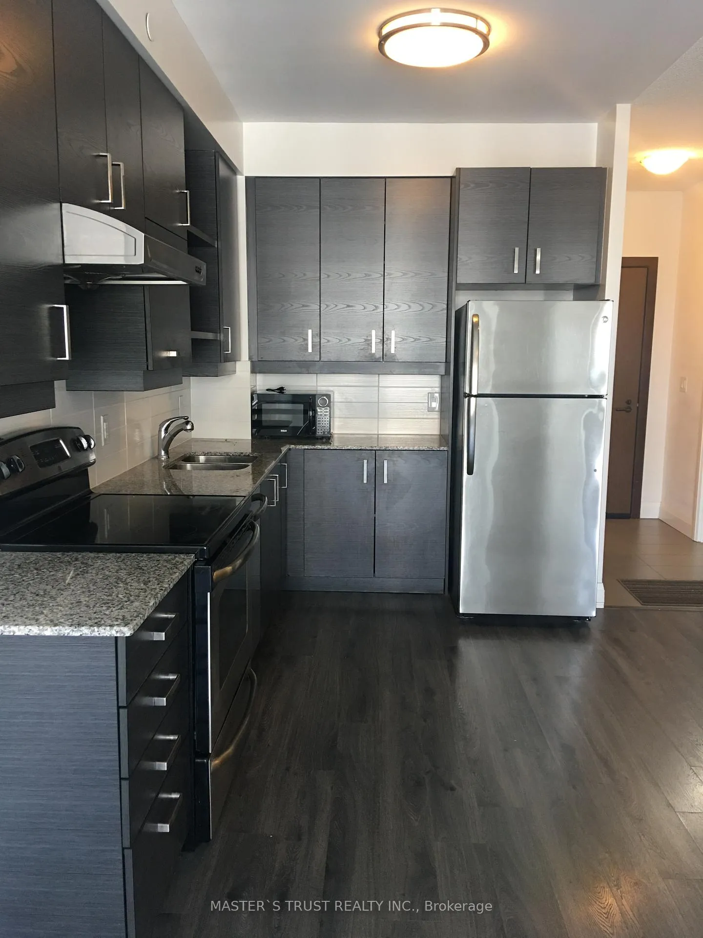 Photo 1 of Unit 621, 8228 Birchmount Road, Markham, Unionville — HOMEH