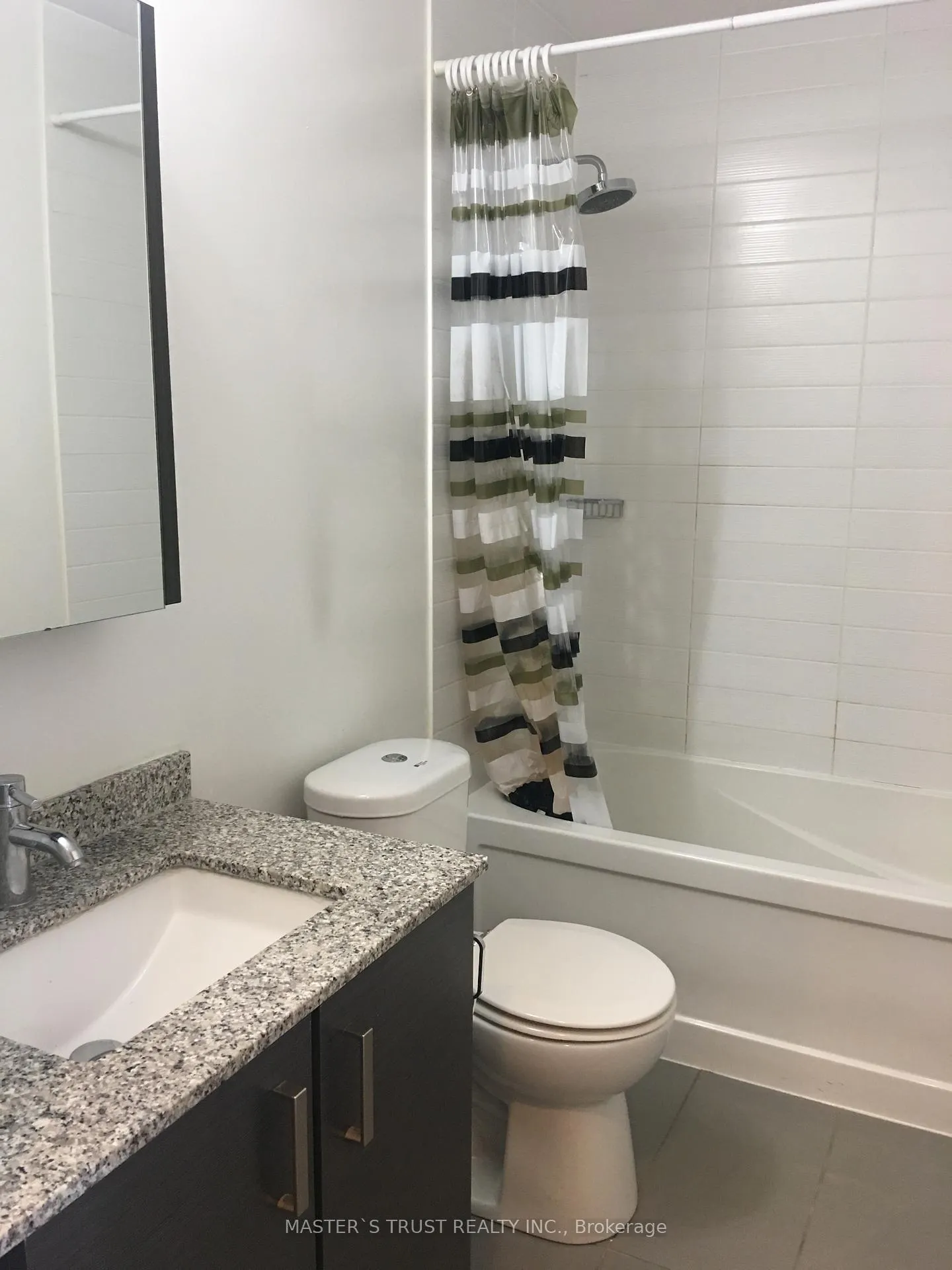 Photo 6 of Unit 621, 8228 Birchmount Road, Markham, Unionville — HOMEH