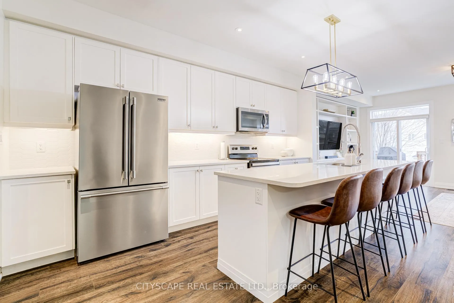Photo 3 of 13 Porter Drive, Orangeville — HOMEH