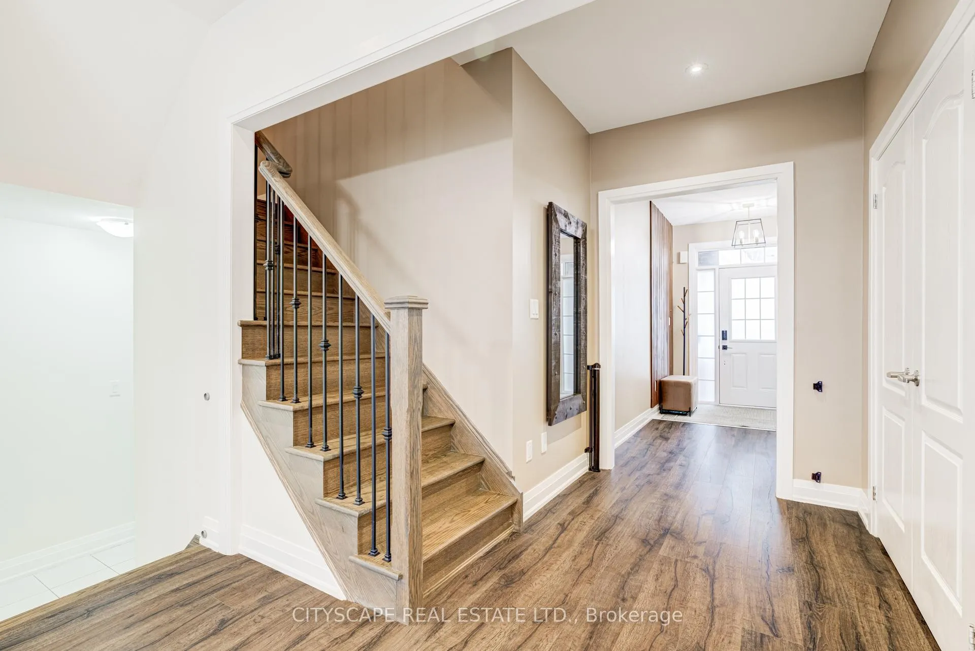 Photo 13 of 13 Porter Drive, Orangeville — HOMEH