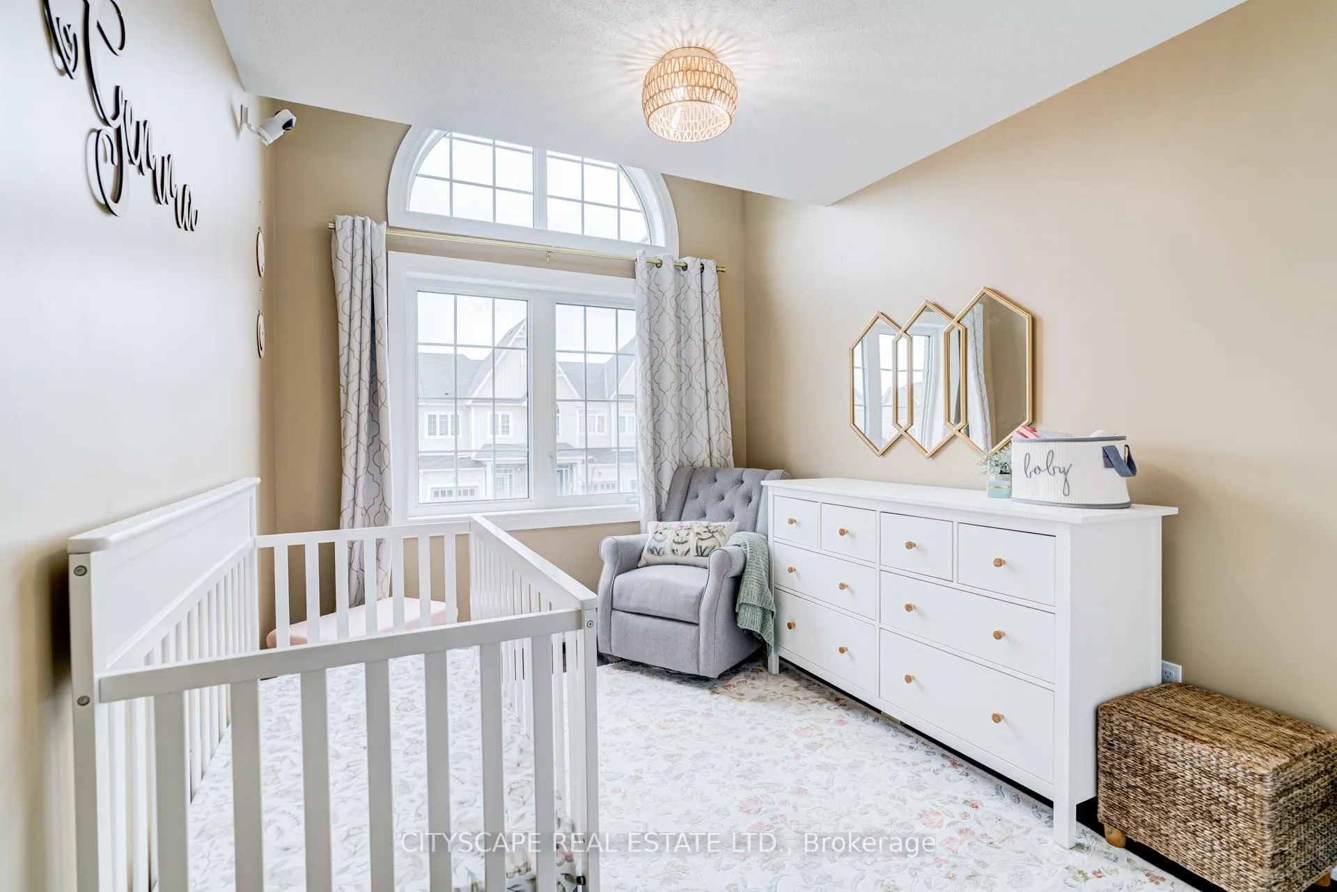 Photo 24 of 13 Porter Drive, Orangeville — HOMEH