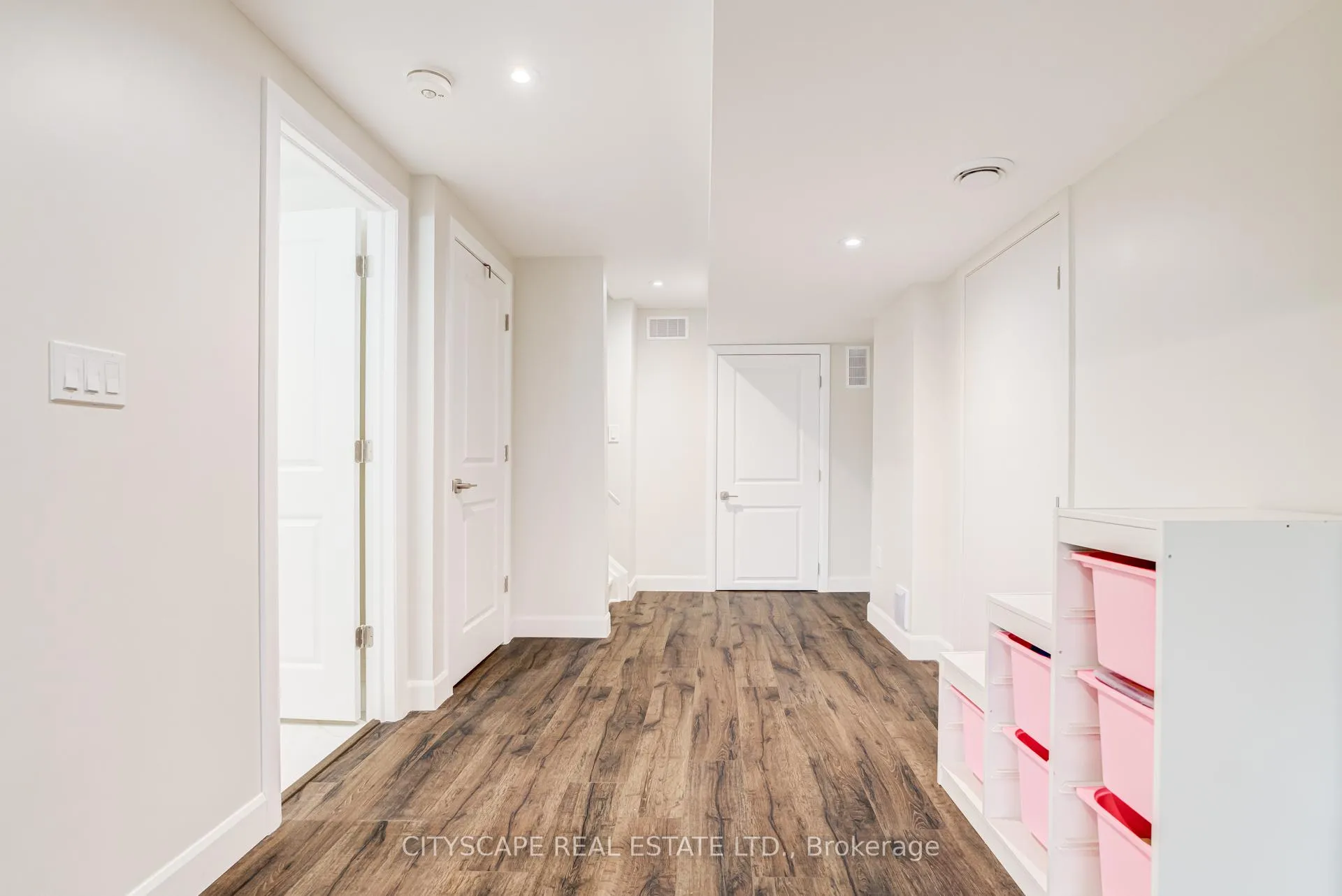 Photo 28 of 13 Porter Drive, Orangeville — HOMEH