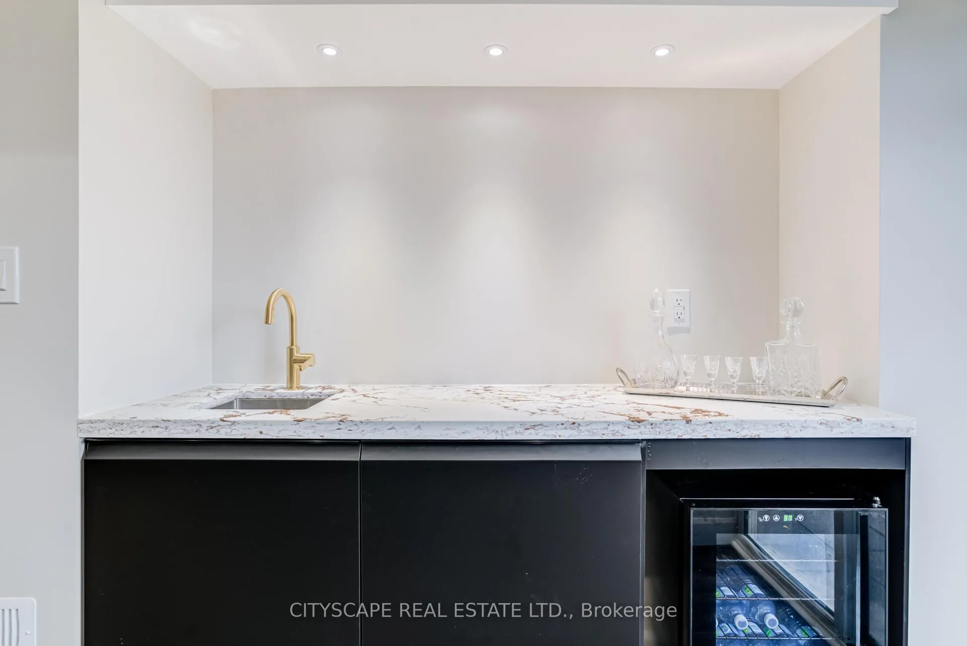 Photo 31 of 13 Porter Drive, Orangeville — HOMEH