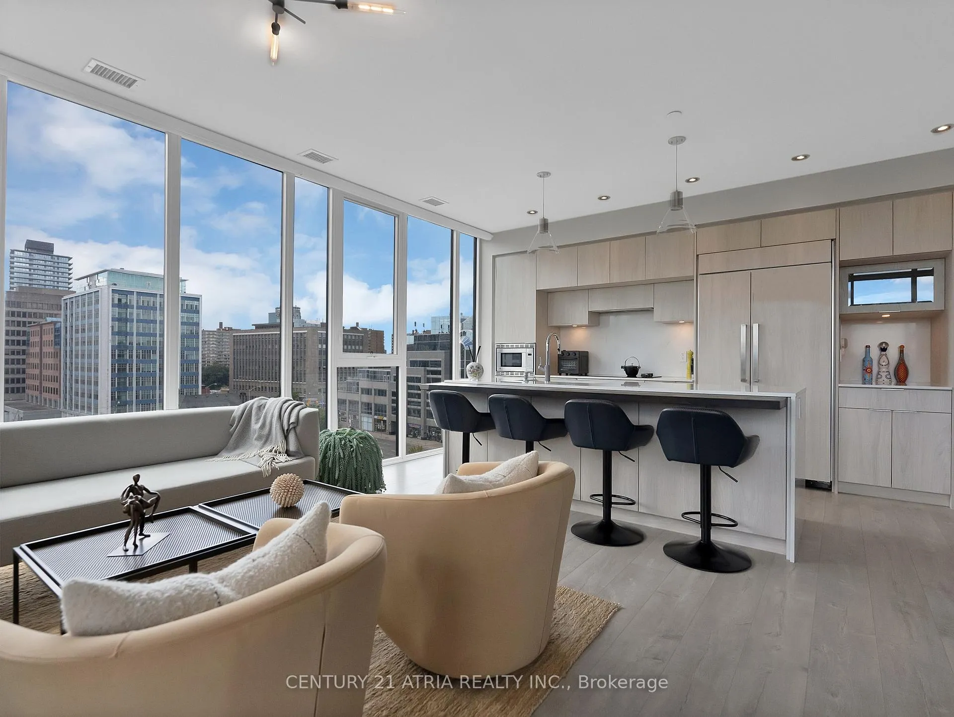 Photo 8 of Unit 511, 1 Belsize Drive, Toronto, Mount Pleasant West — HOMEH