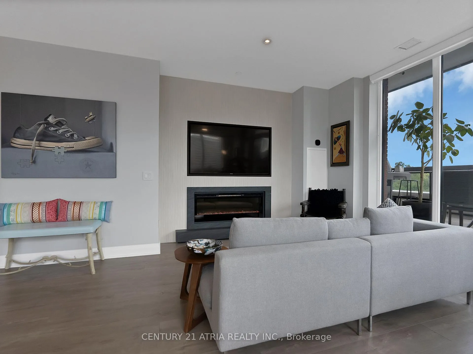 Photo 9 of Unit 511, 1 Belsize Drive, Toronto, Mount Pleasant West — HOMEH