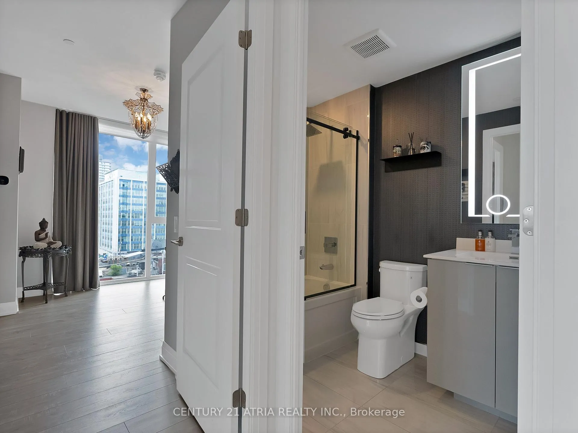 Photo 39 of Unit 511, 1 Belsize Drive, Toronto, Mount Pleasant West — HOMEH