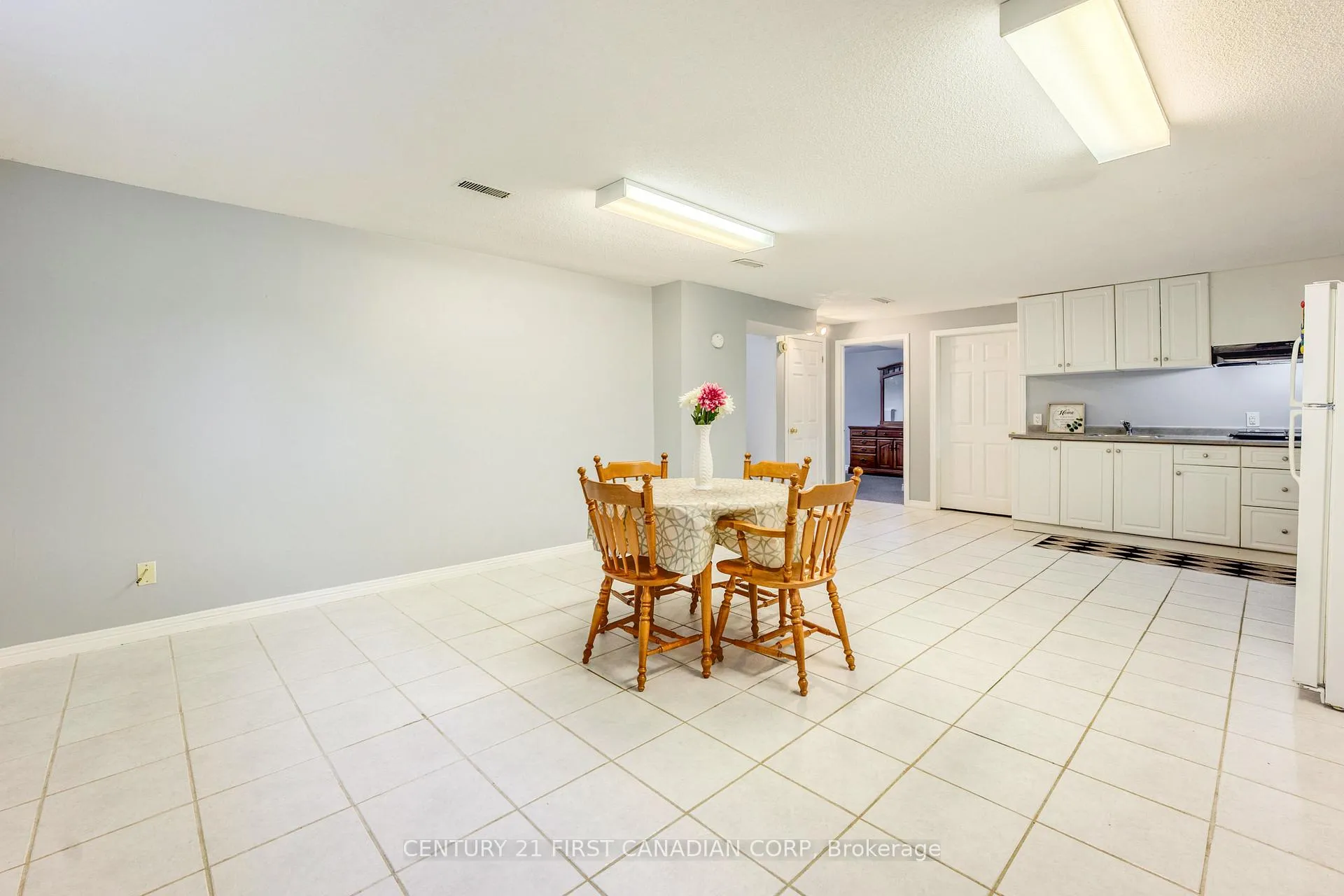 Photo 21 of 375 Trudeau Drive, Sarnia — HOMEH