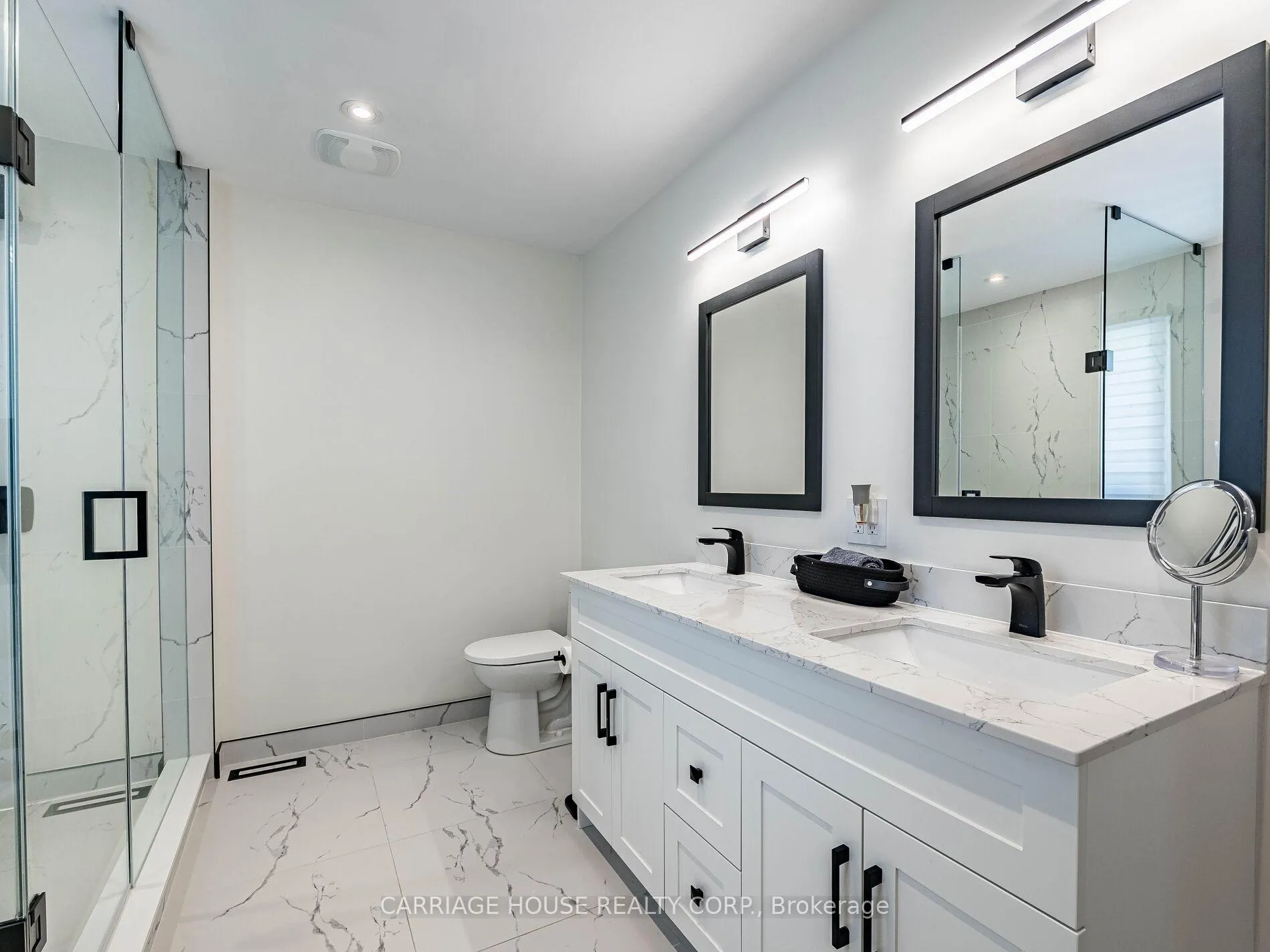 Photo 24 of 16 Stowe Court, Brampton, Heart Lake West — HOMEH
