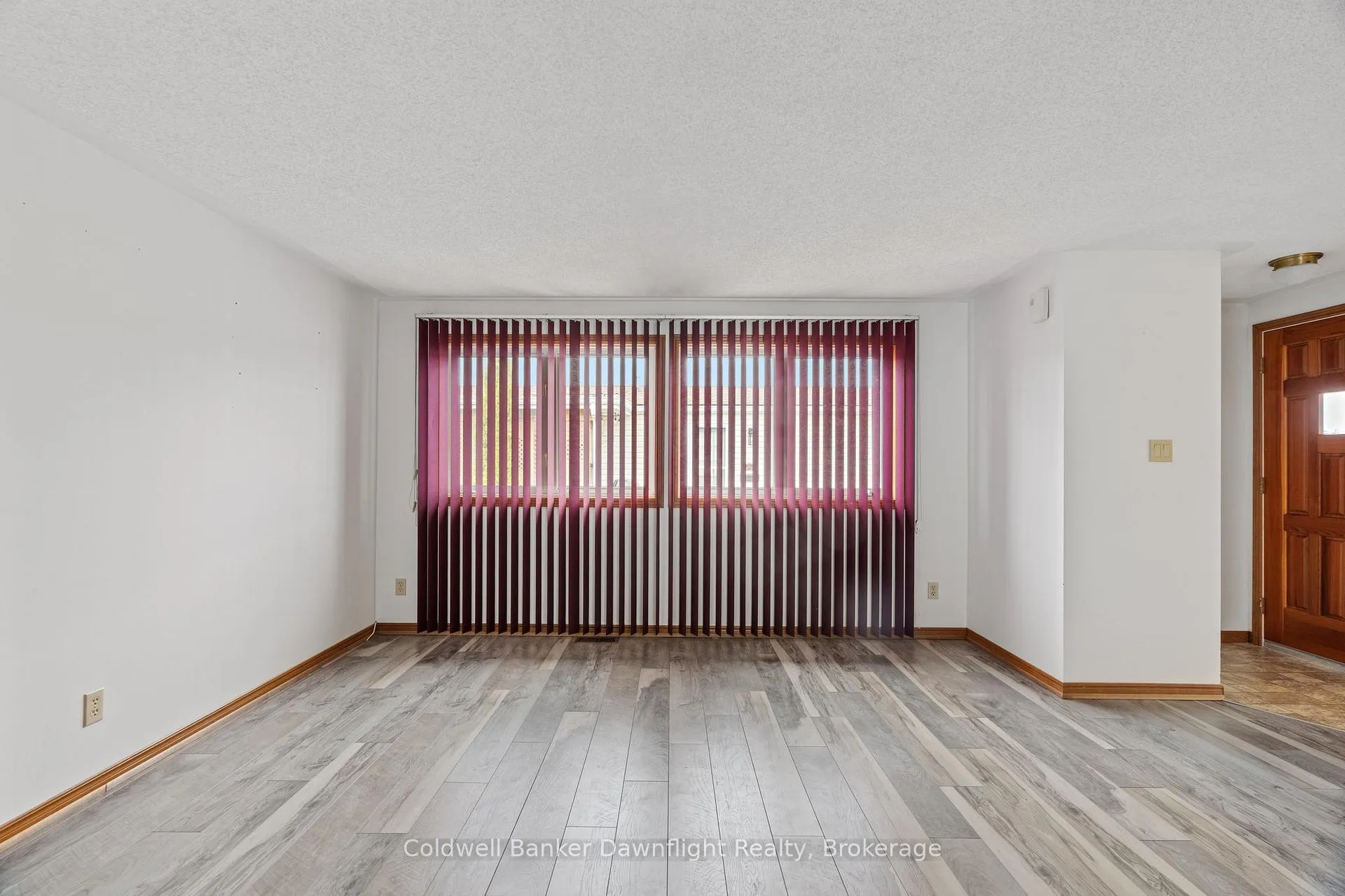 Photo 11 of 43 Redford Drive, South Huron, Exeter — HOMEH
