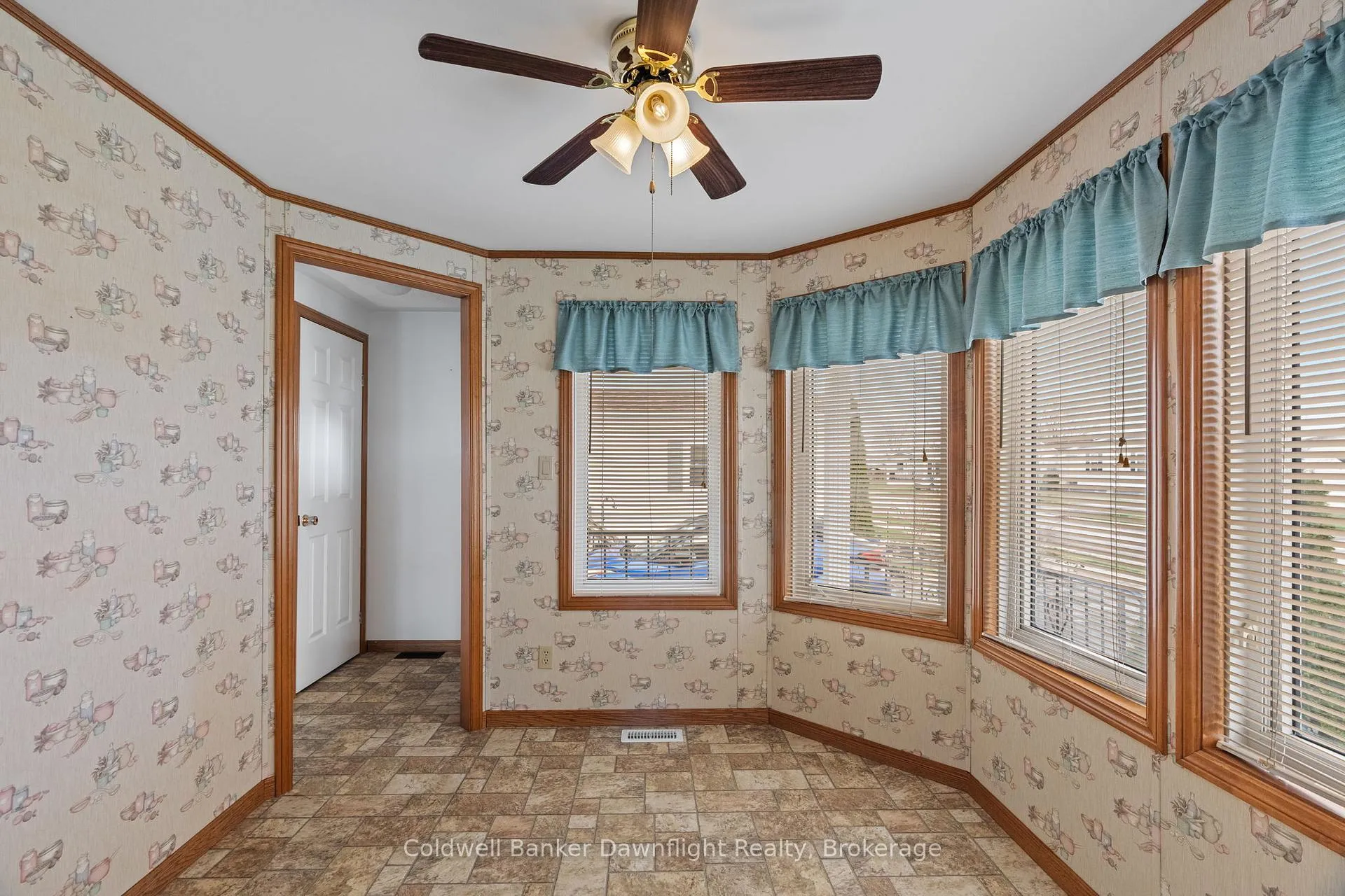 Photo 17 of 43 Redford Drive, South Huron, Exeter — HOMEH