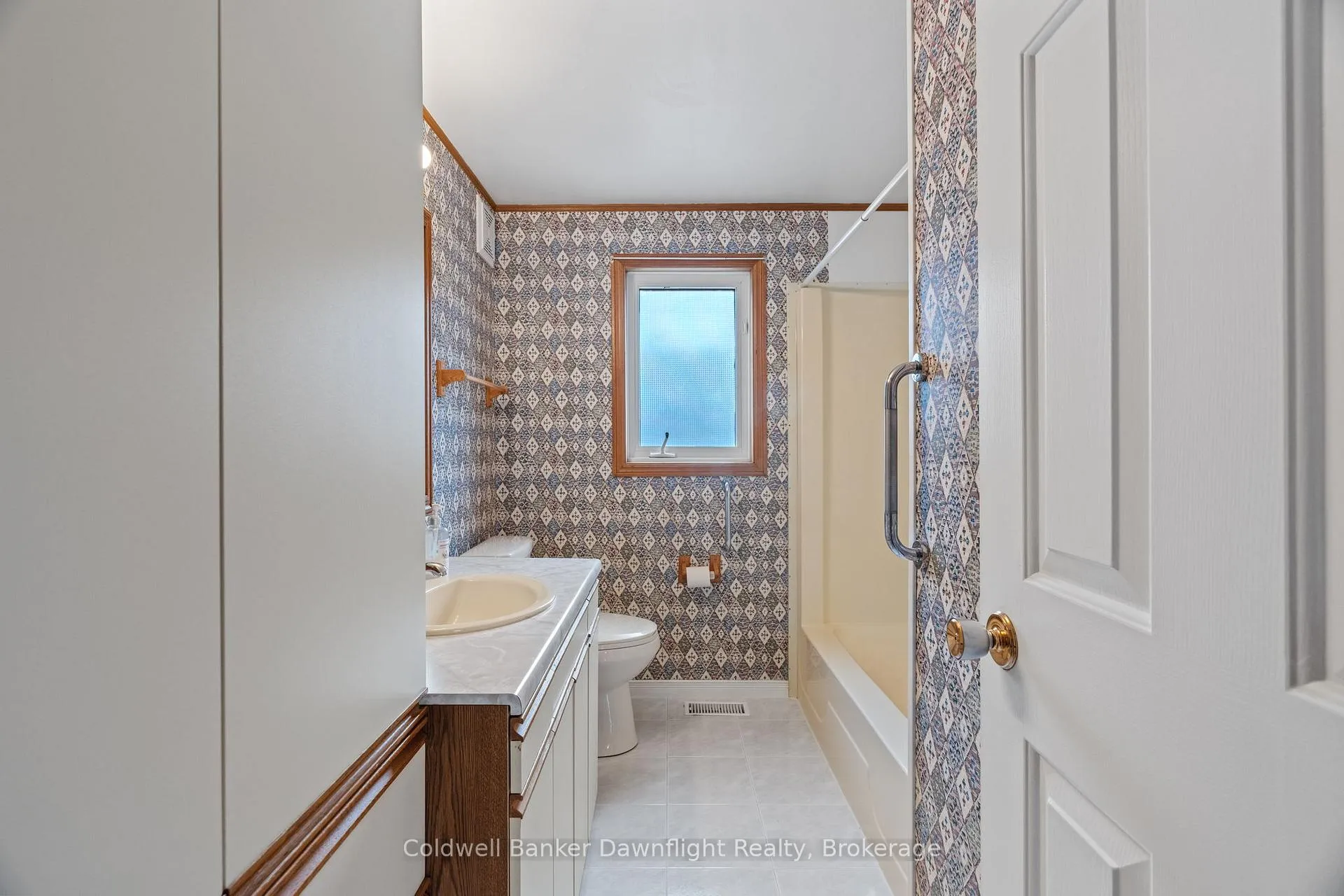 Photo 28 of 43 Redford Drive, South Huron, Exeter — HOMEH