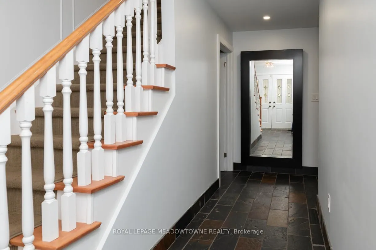 Photo 23 of 1435 Petrie Way, Mississauga, Clarkson — HOMEH