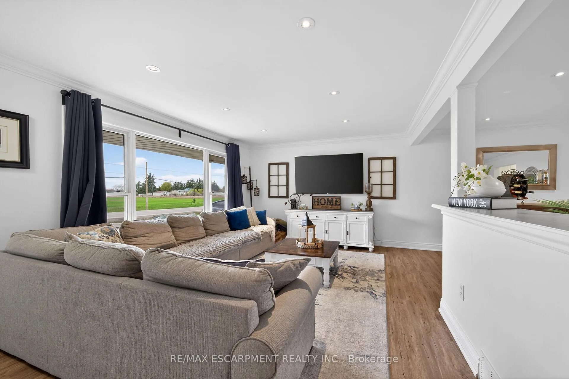 Photo 4 of 142 Mcneilly Road, Hamilton, Fruitland — HOMEH