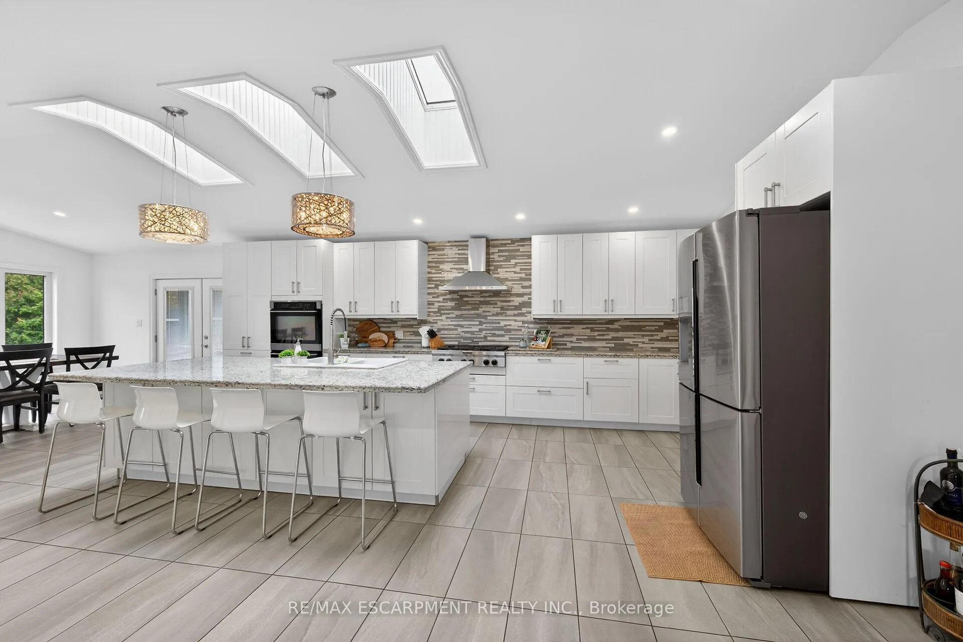 Photo 13 of 142 Mcneilly Road, Hamilton, Fruitland — HOMEH