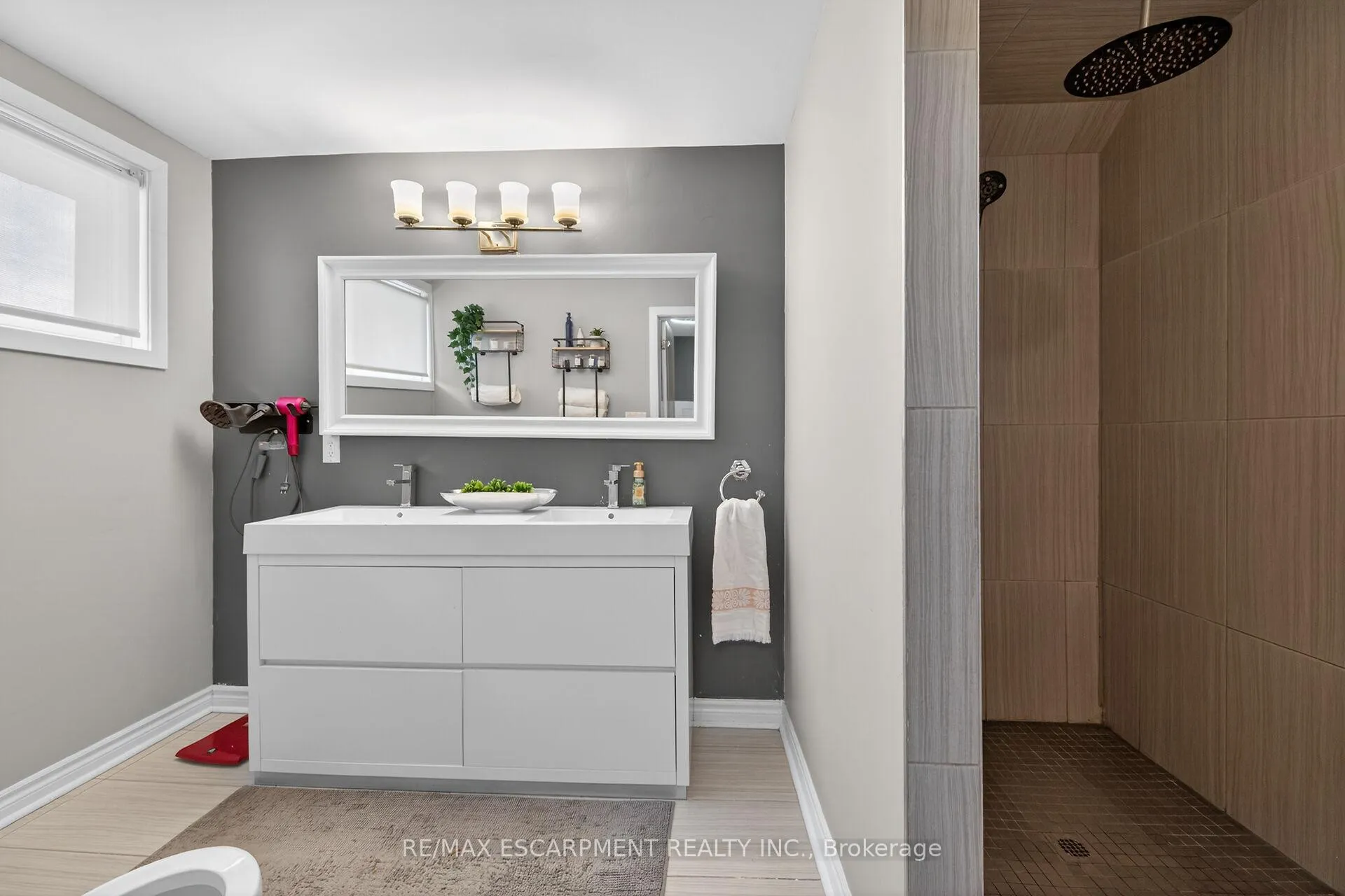 Photo 30 of 142 Mcneilly Road, Hamilton, Fruitland — HOMEH