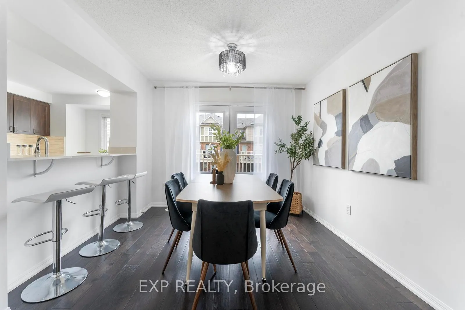 Photo 3 of 920 Nadalin Heights, Milton, Willmott — HOMEH