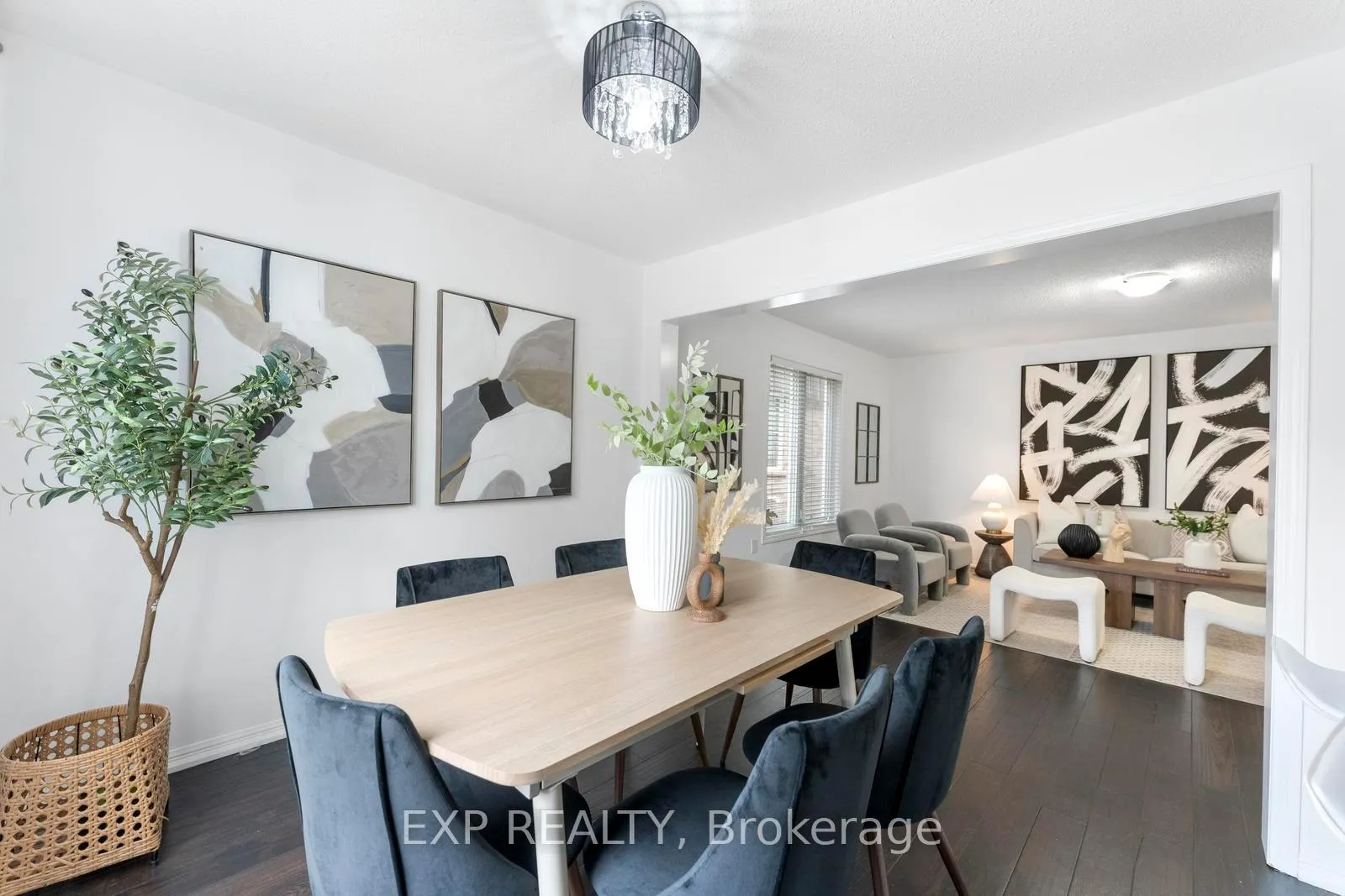 Photo 8 of 920 Nadalin Heights, Milton, Willmott — HOMEH