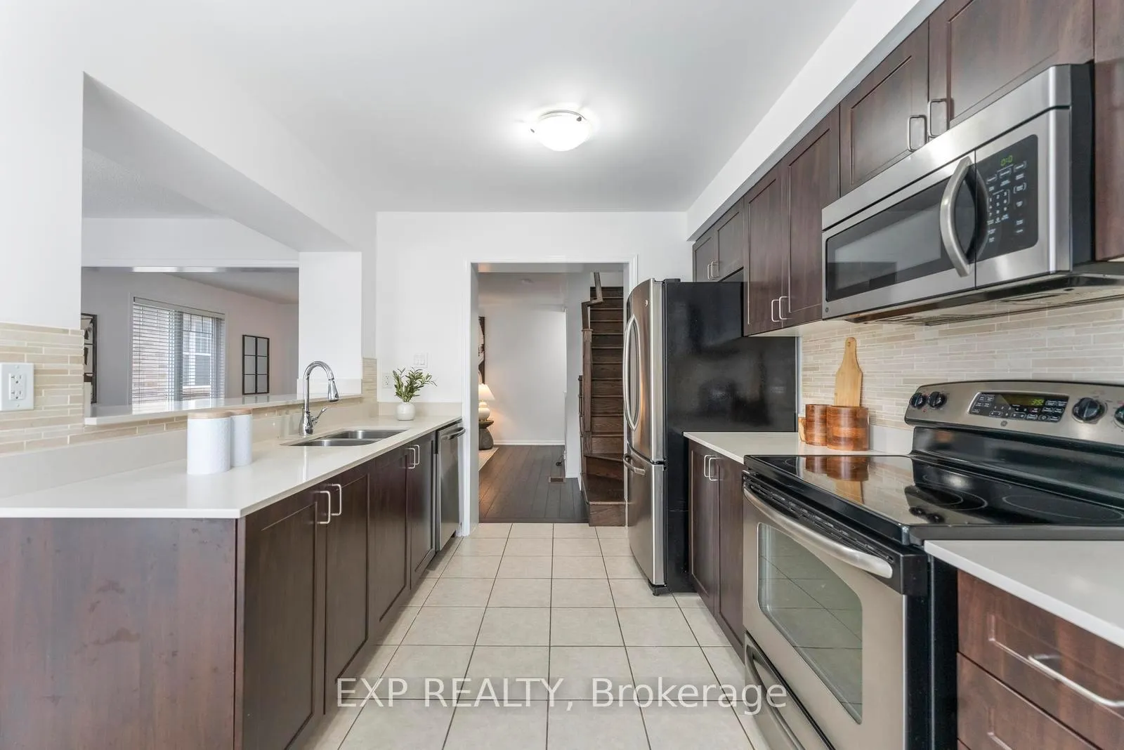 Photo 11 of 920 Nadalin Heights, Milton, Willmott — HOMEH