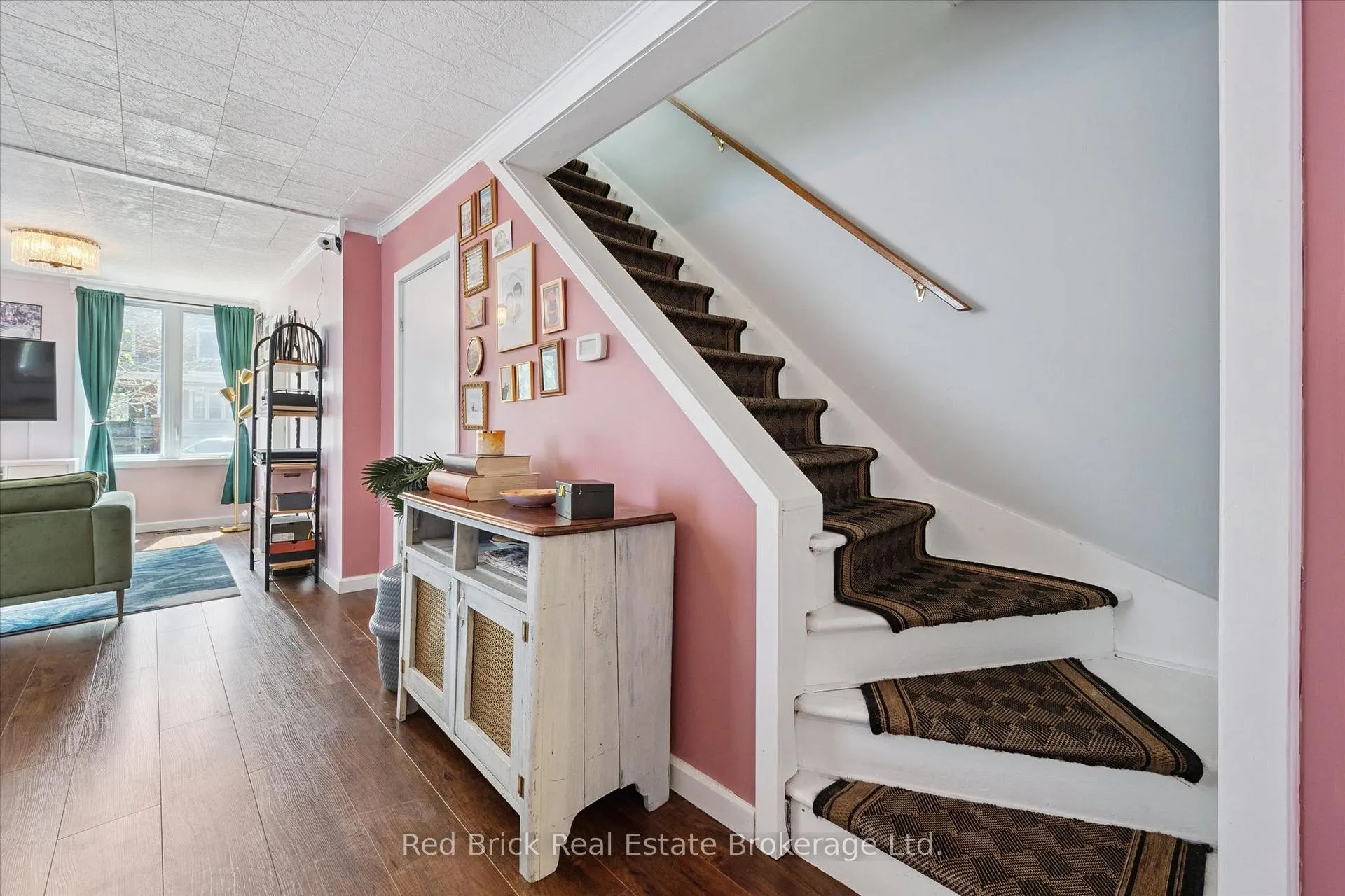 Photo 20 of 35 Inkerman Street, Guelph, Junction/Onward Willow — HOMEH