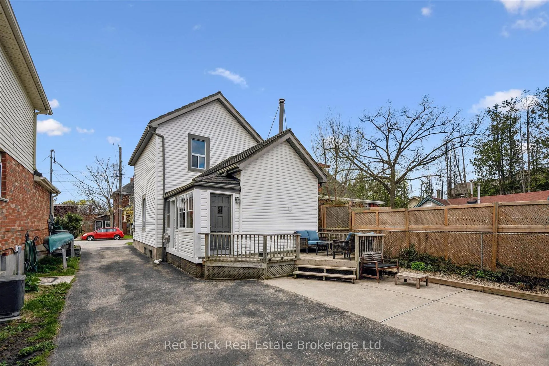 Photo 27 of 35 Inkerman Street, Guelph, Junction/Onward Willow — HOMEH