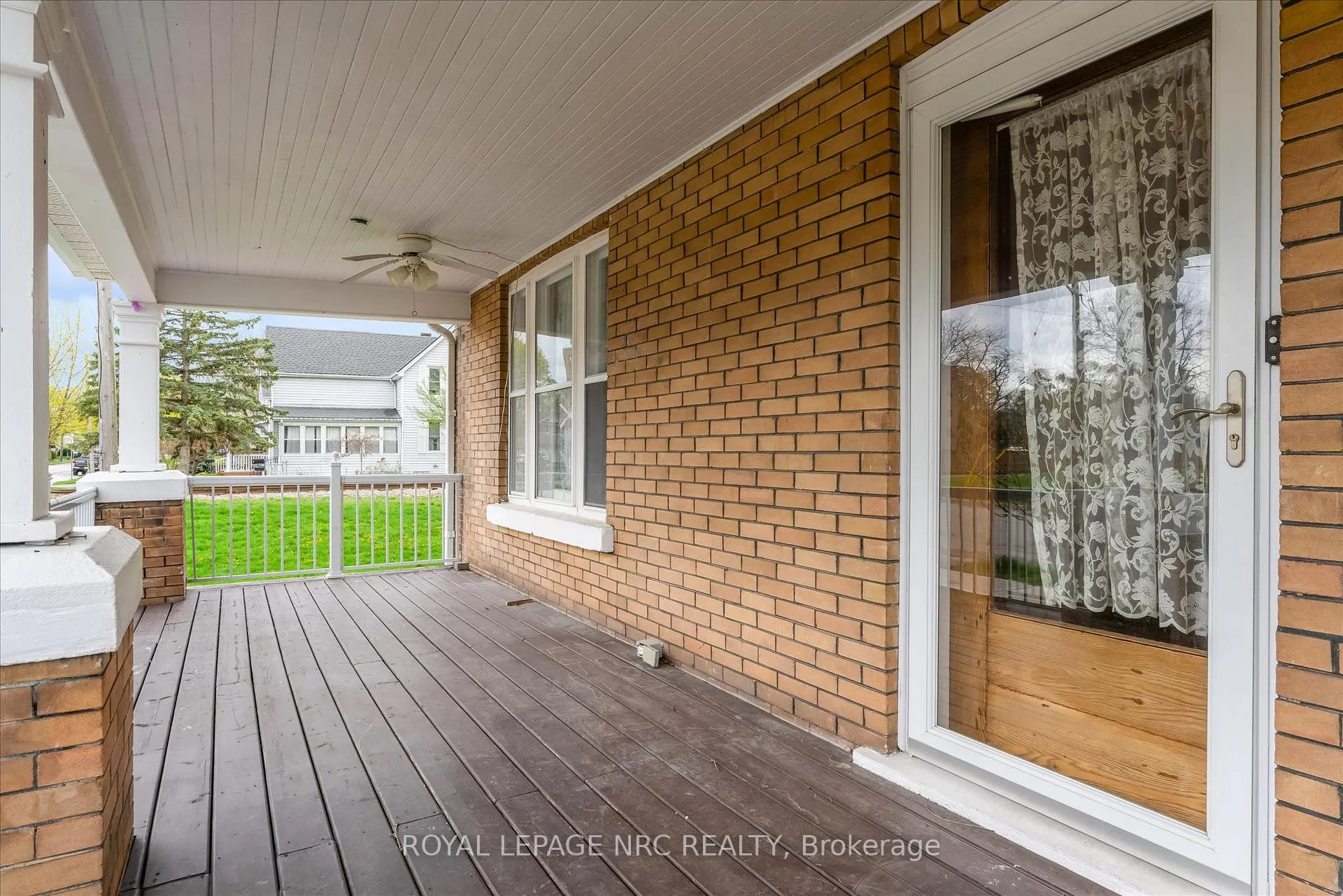 Photo 5 of 155 Ash Street, Port Colborne, Sugarloaf — HOMEH