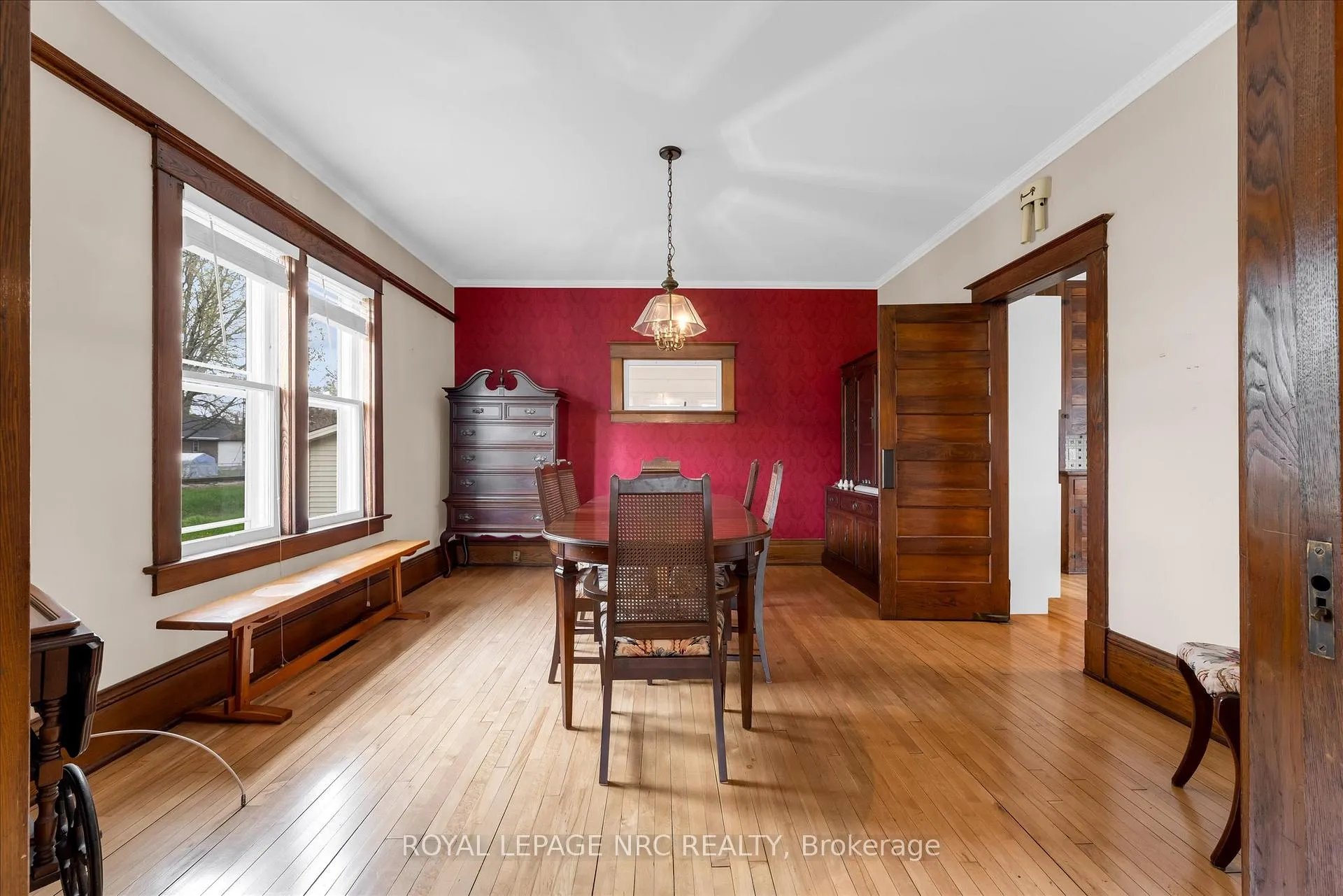 Photo 10 of 155 Ash Street, Port Colborne, Sugarloaf — HOMEH