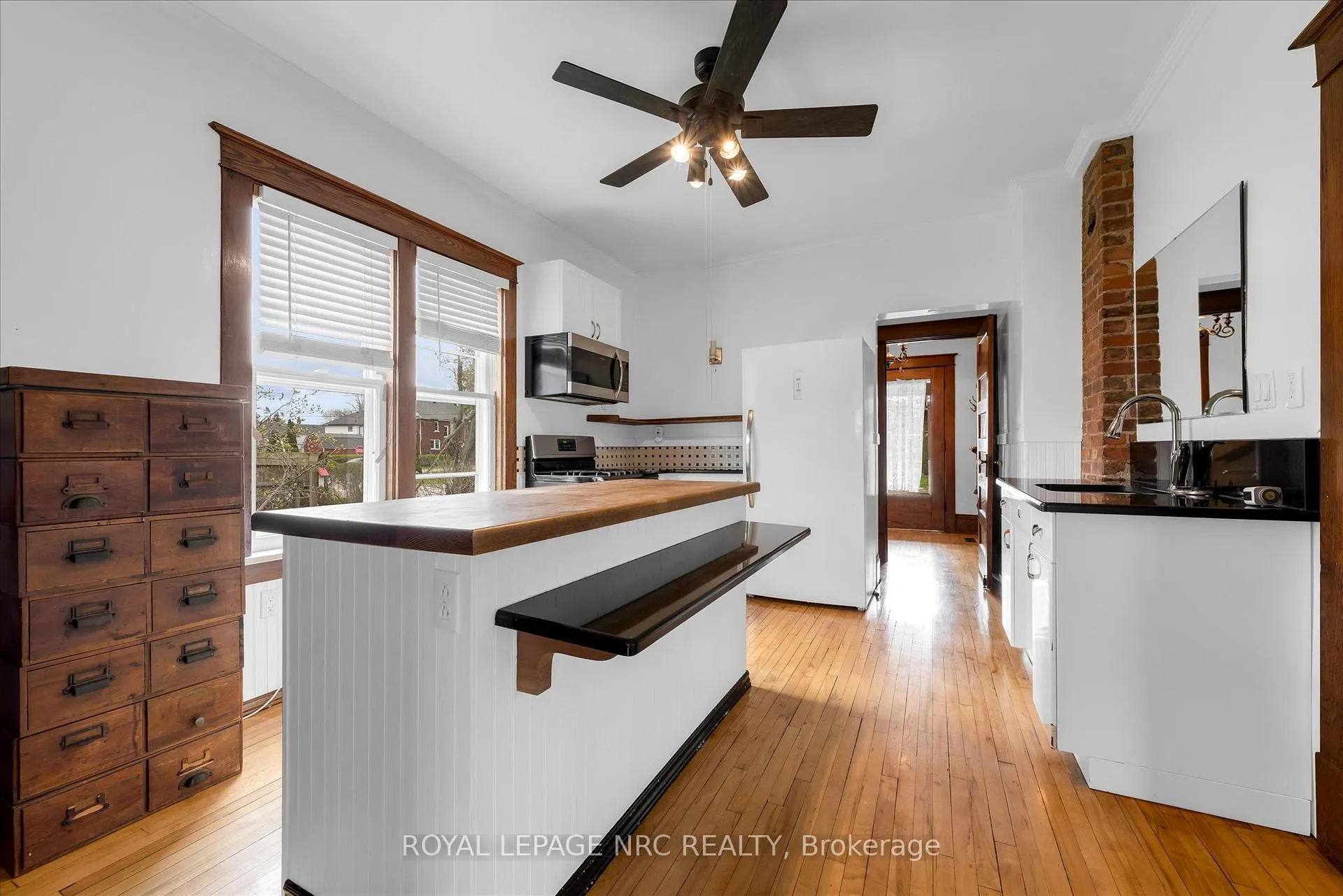 Photo 13 of 155 Ash Street, Port Colborne, Sugarloaf — HOMEH