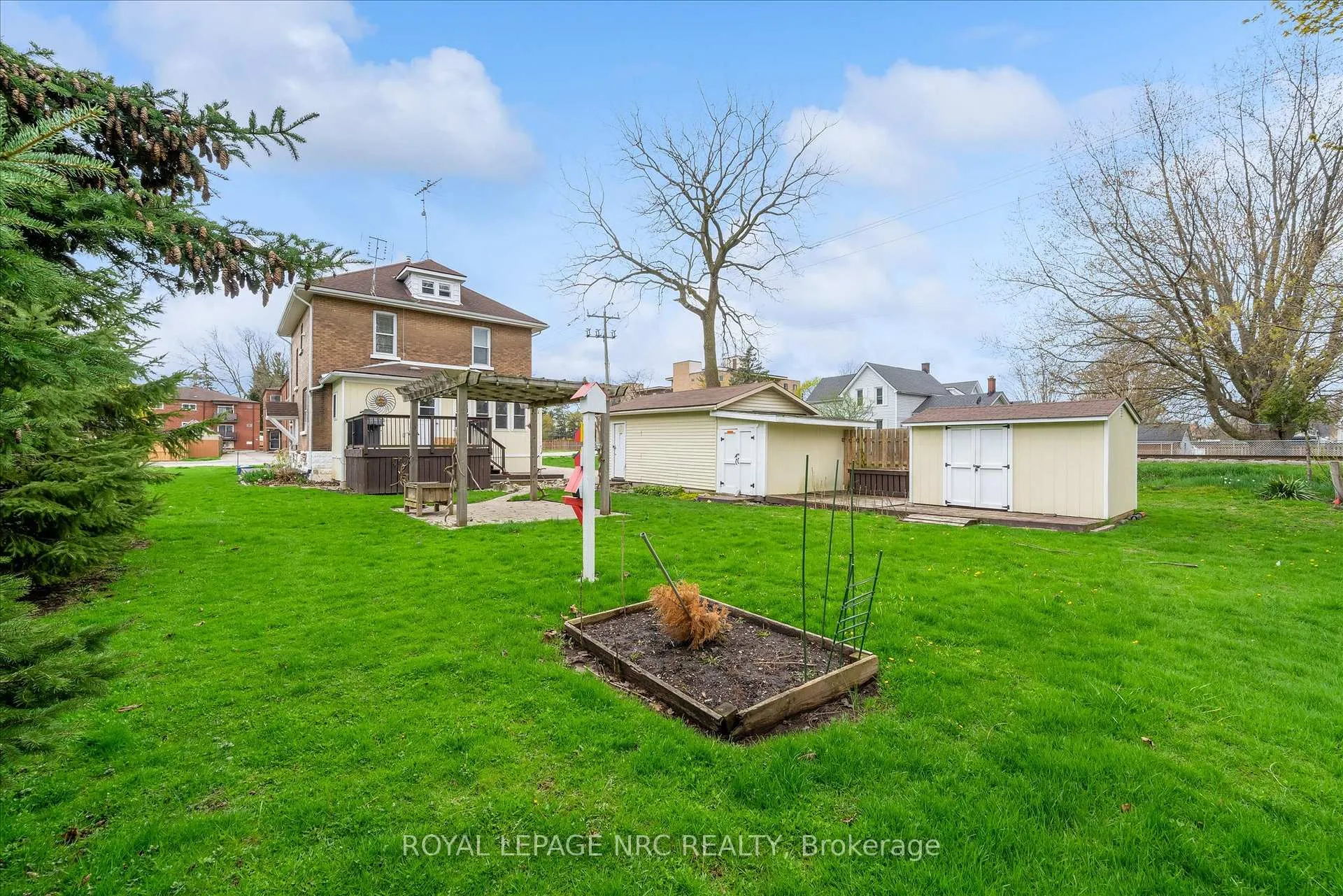 Photo 33 of 155 Ash Street, Port Colborne, Sugarloaf — HOMEH