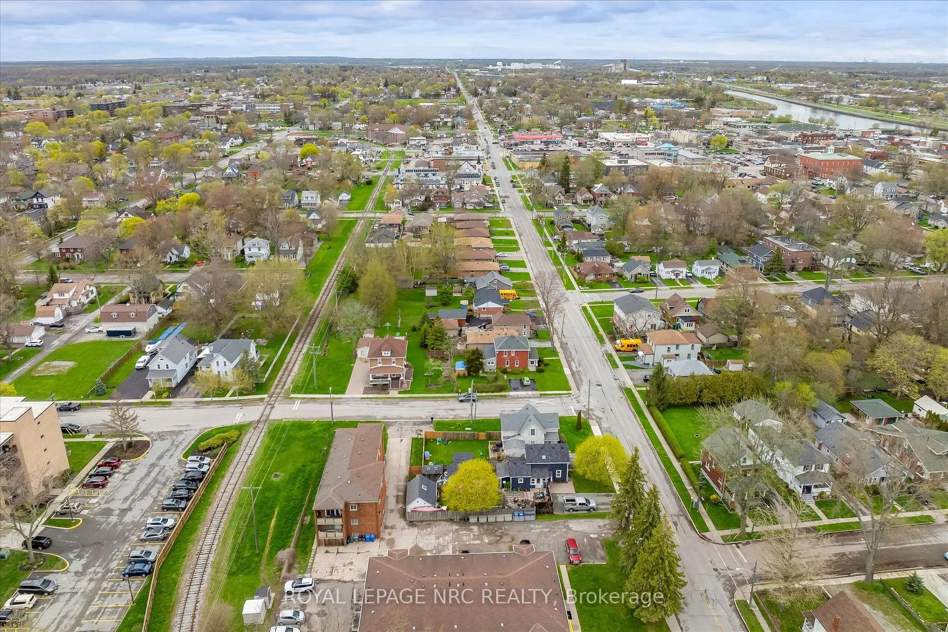 Photo 37 of 155 Ash Street, Port Colborne, Sugarloaf — HOMEH
