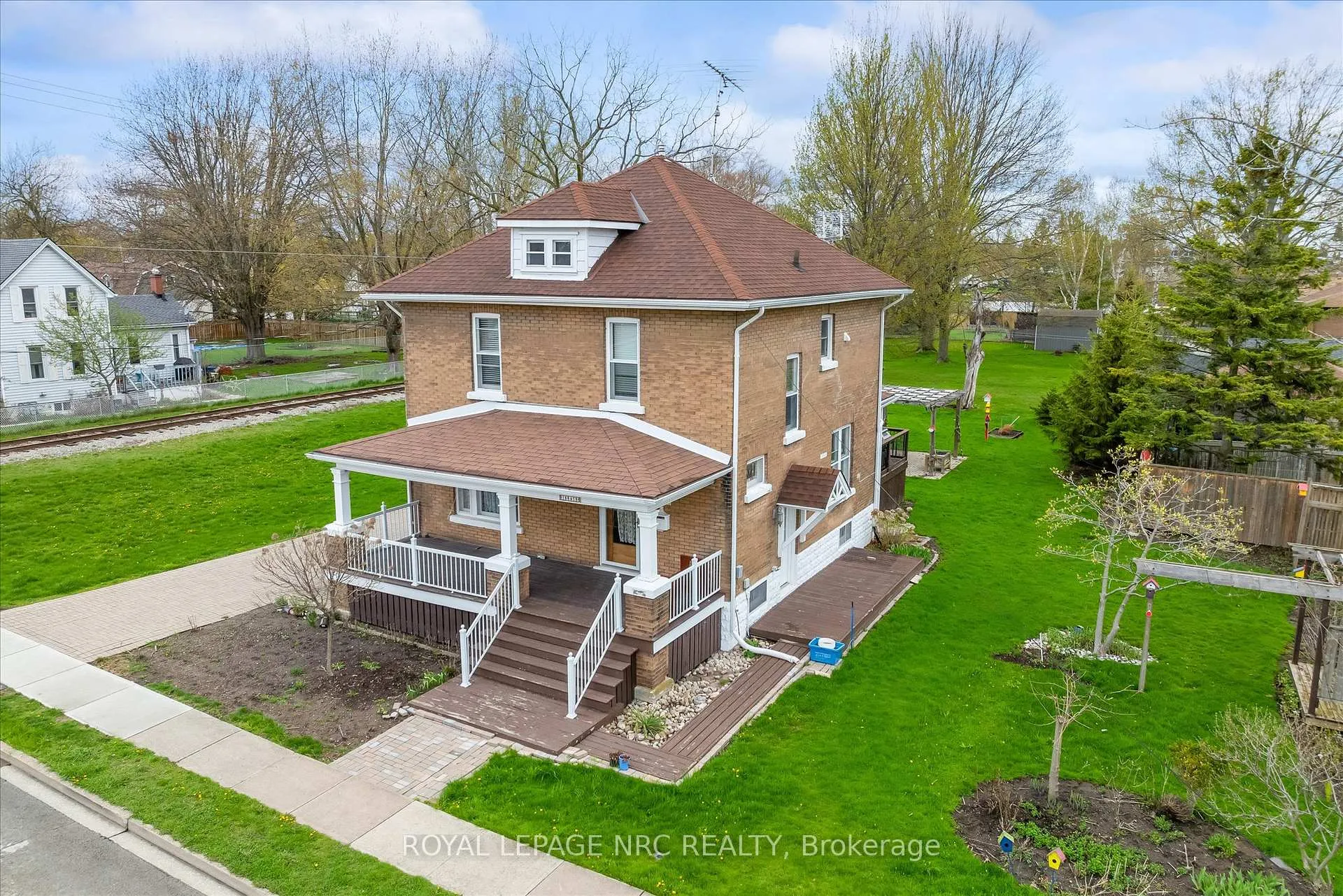 Photo 43 of 155 Ash Street, Port Colborne, Sugarloaf — HOMEH