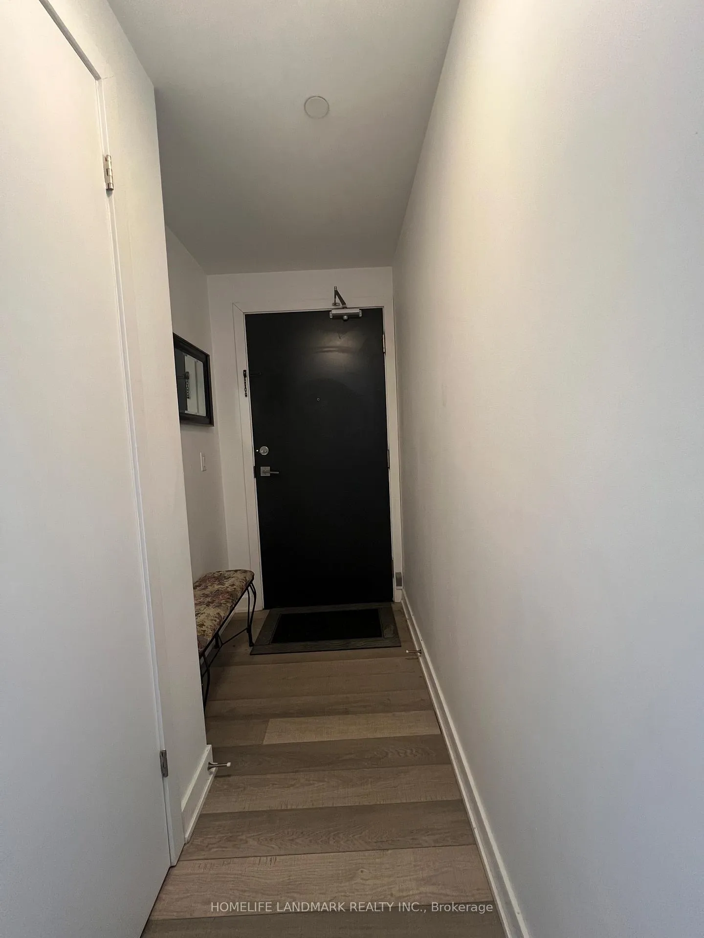 Photo 8 of Unit D414, 5220 Dundas Street, Burlington, Orchard — HOMEH