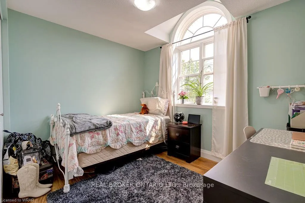 Photo 22 of 555 Mariner Drive, Waterloo — HOMEH