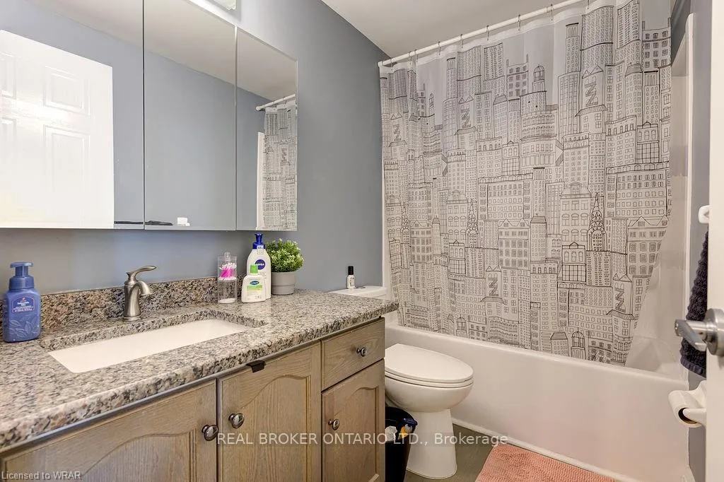 Photo 24 of 555 Mariner Drive, Waterloo — HOMEH