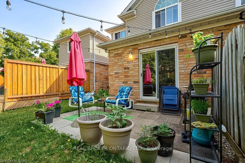 Photo 34 of 555 Mariner Drive, Waterloo — HOMEH