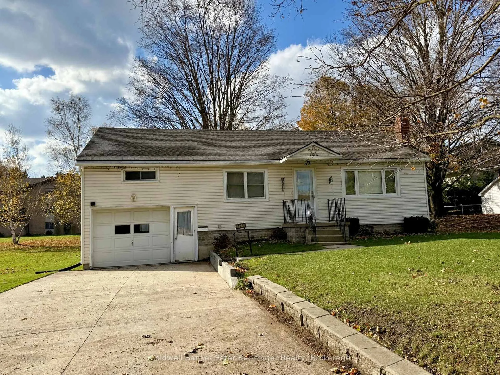 Photo 2 of 121 Hinks Street, Brockton — HOMEH
