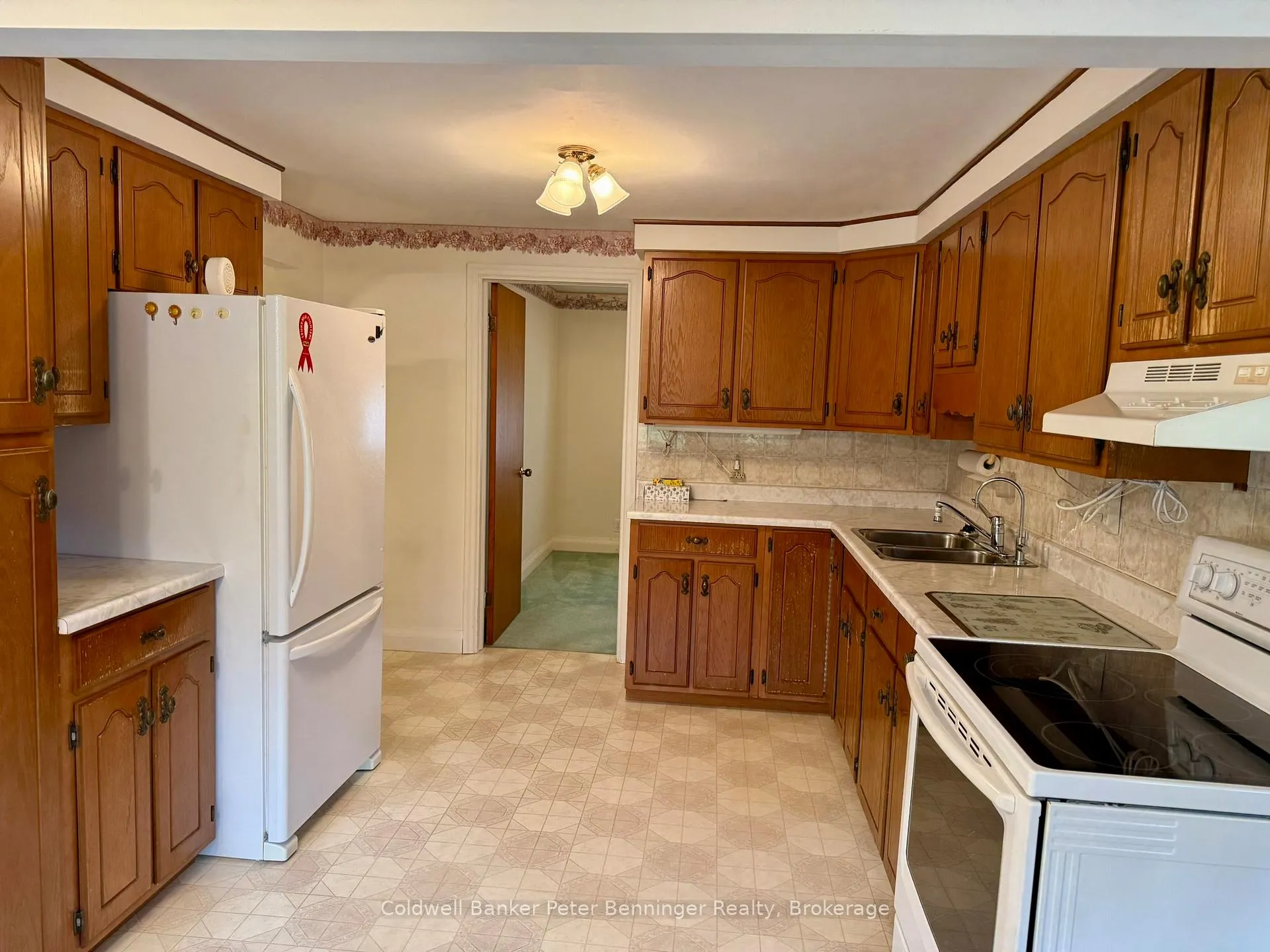 Photo 9 of 121 Hinks Street, Brockton — HOMEH