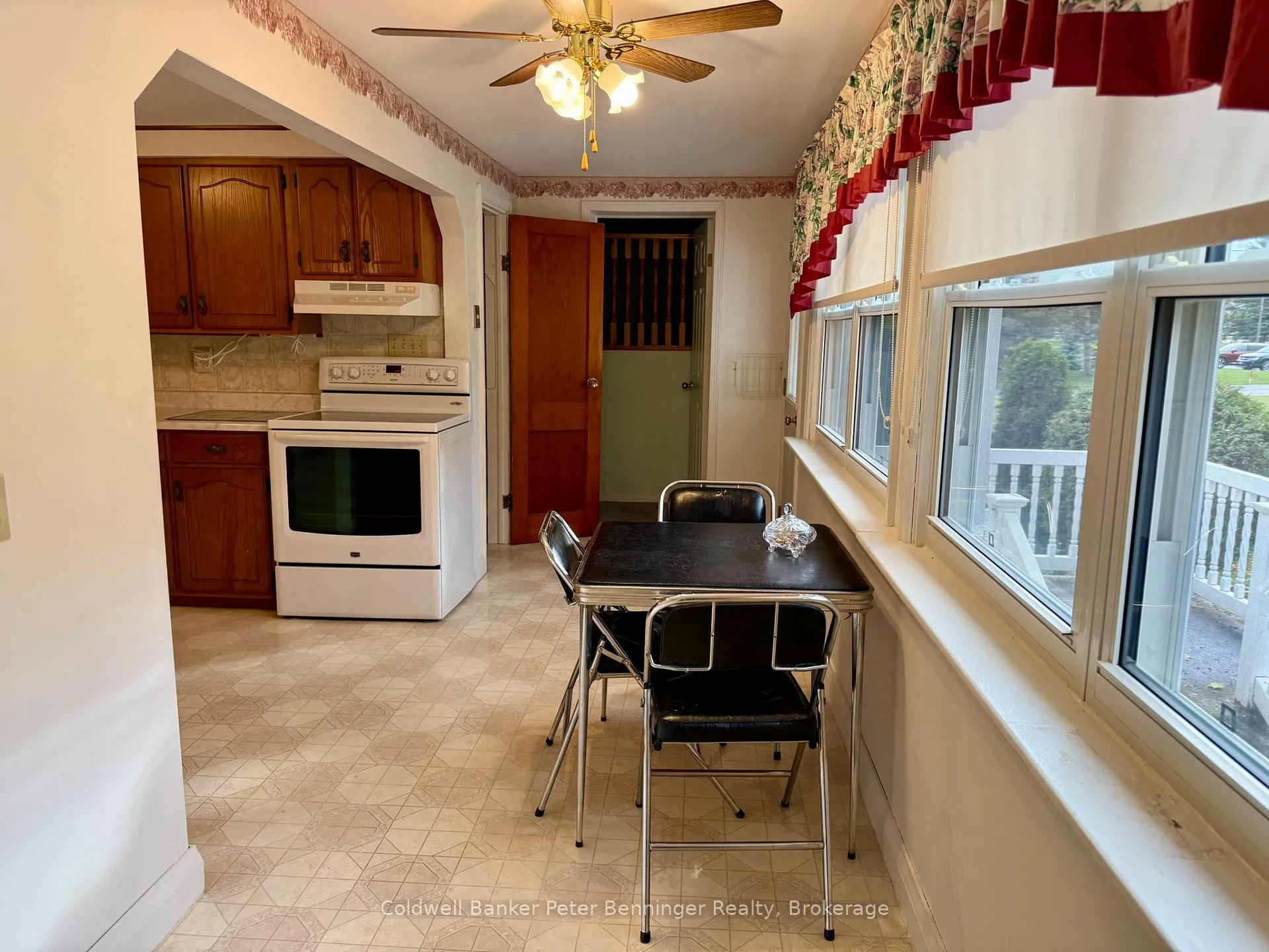 Photo 12 of 121 Hinks Street, Brockton — HOMEH