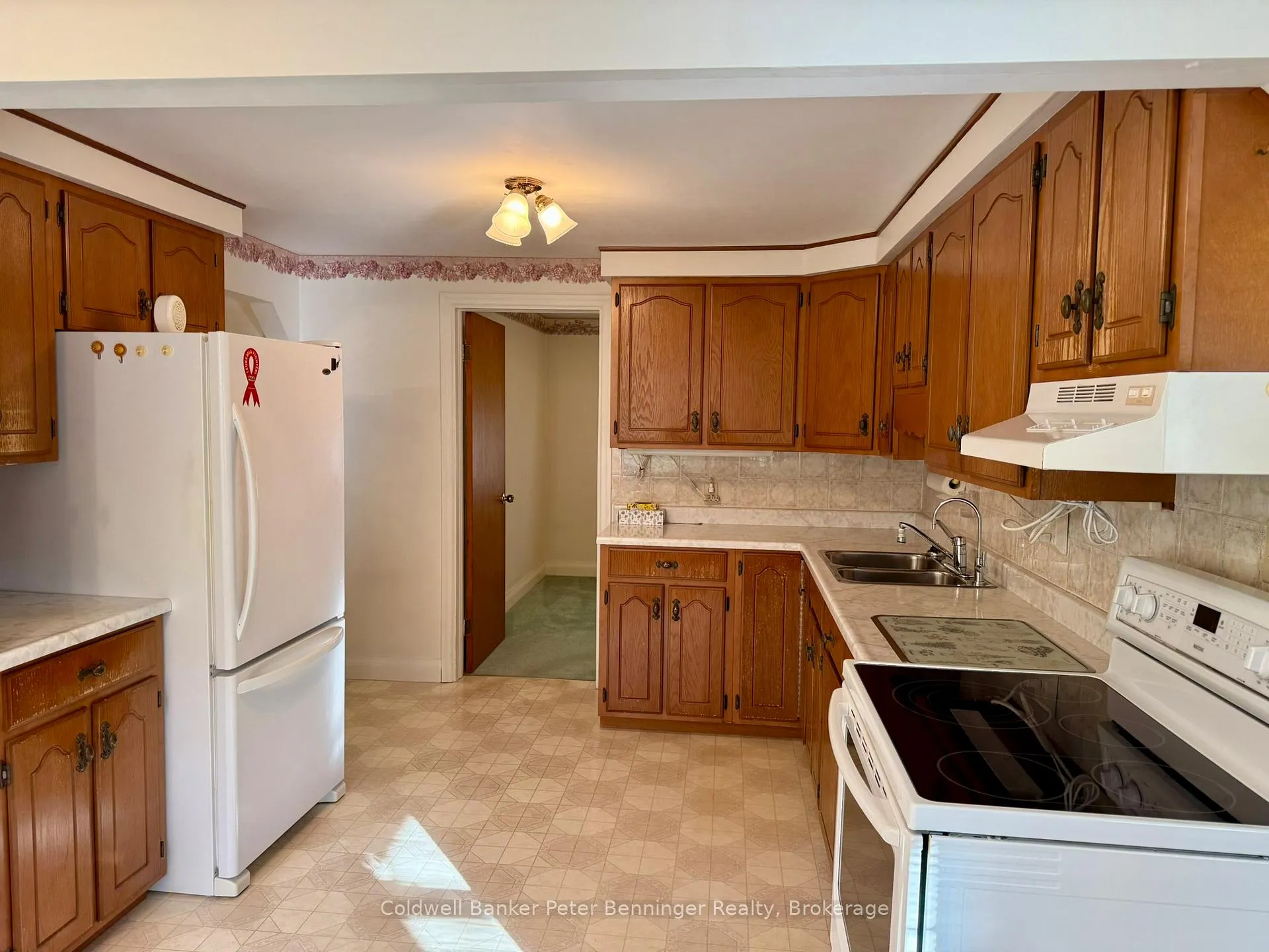 Photo 15 of 121 Hinks Street, Brockton — HOMEH