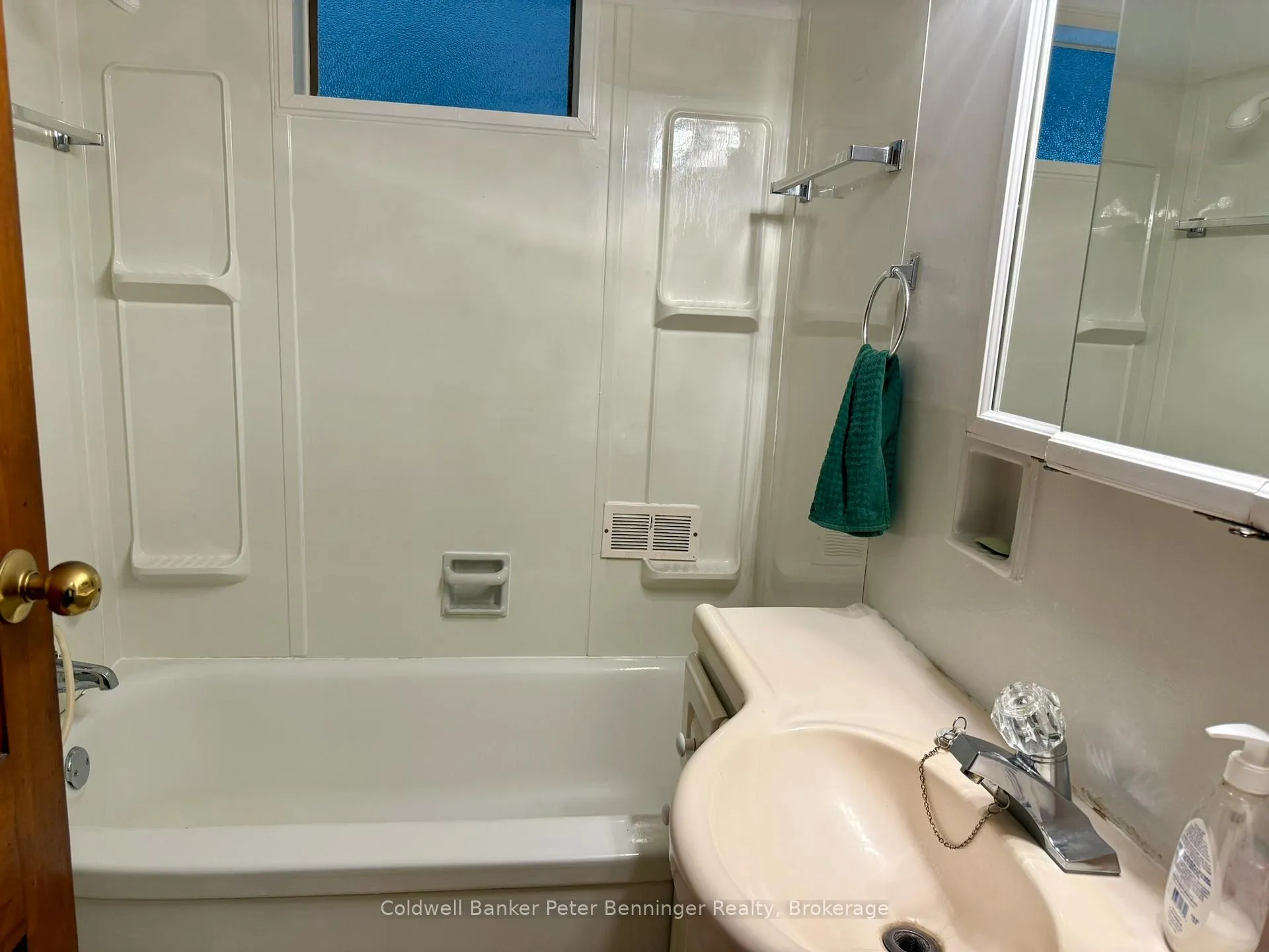 Photo 26 of 121 Hinks Street, Brockton — HOMEH