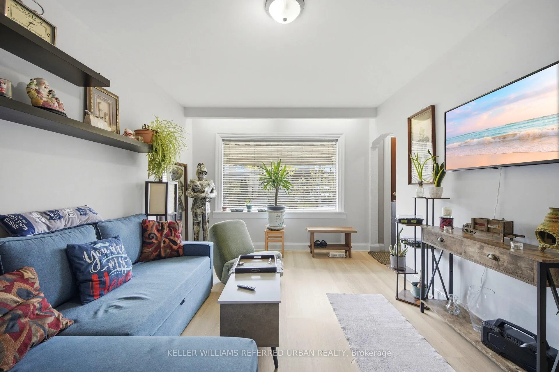 Photo 5 of 47 St Hubert Avenue, Toronto, East York — HOMEH