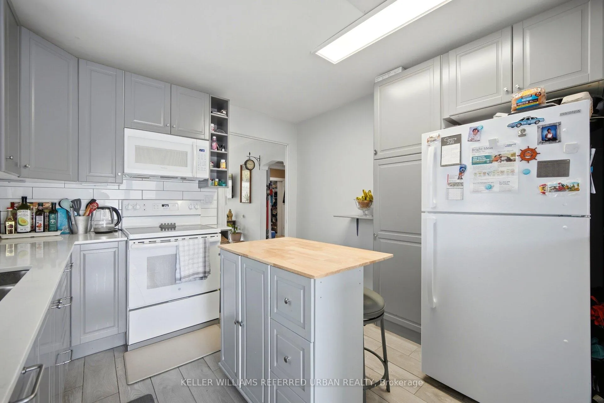 Photo 11 of 47 St Hubert Avenue, Toronto, East York — HOMEH