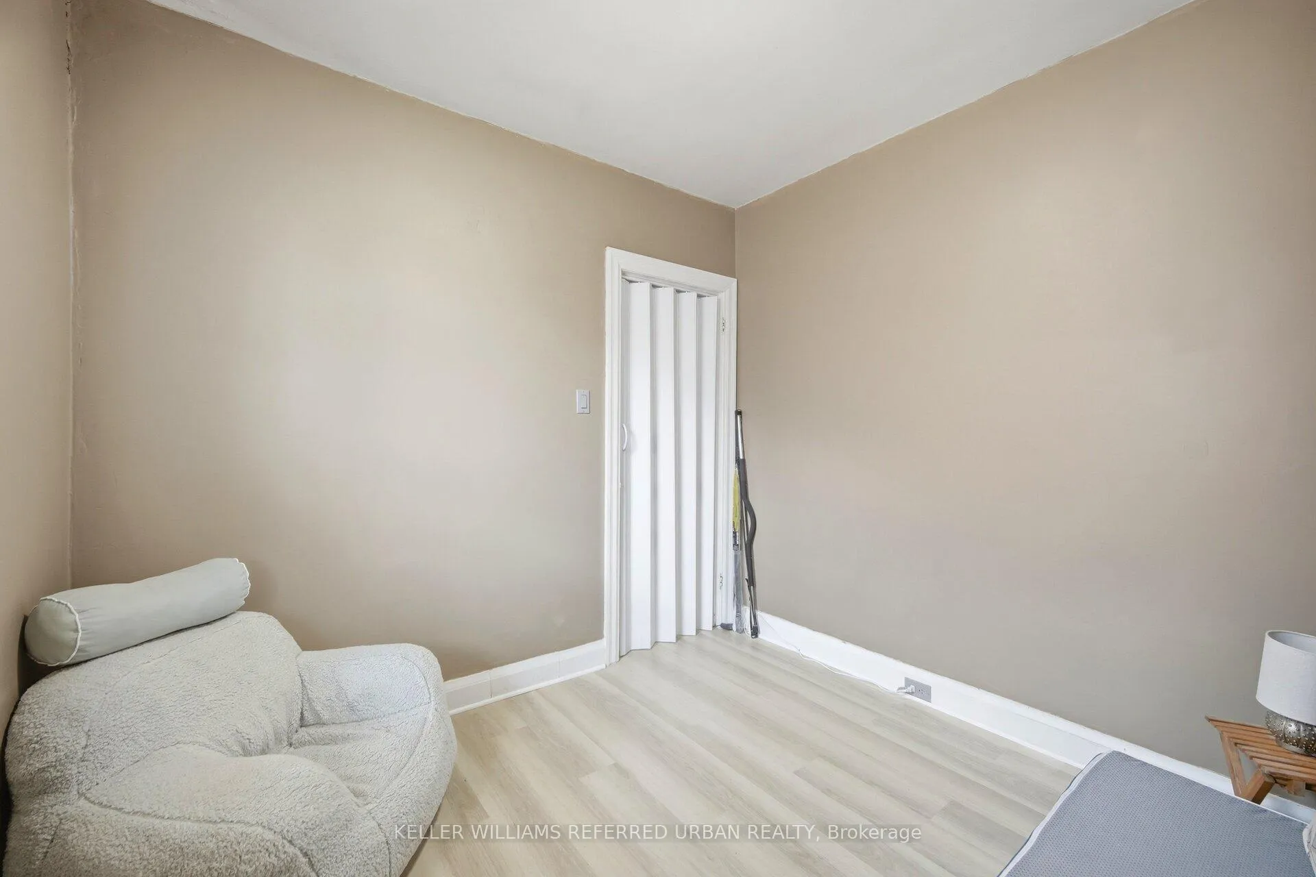 Photo 14 of 47 St Hubert Avenue, Toronto, East York — HOMEH