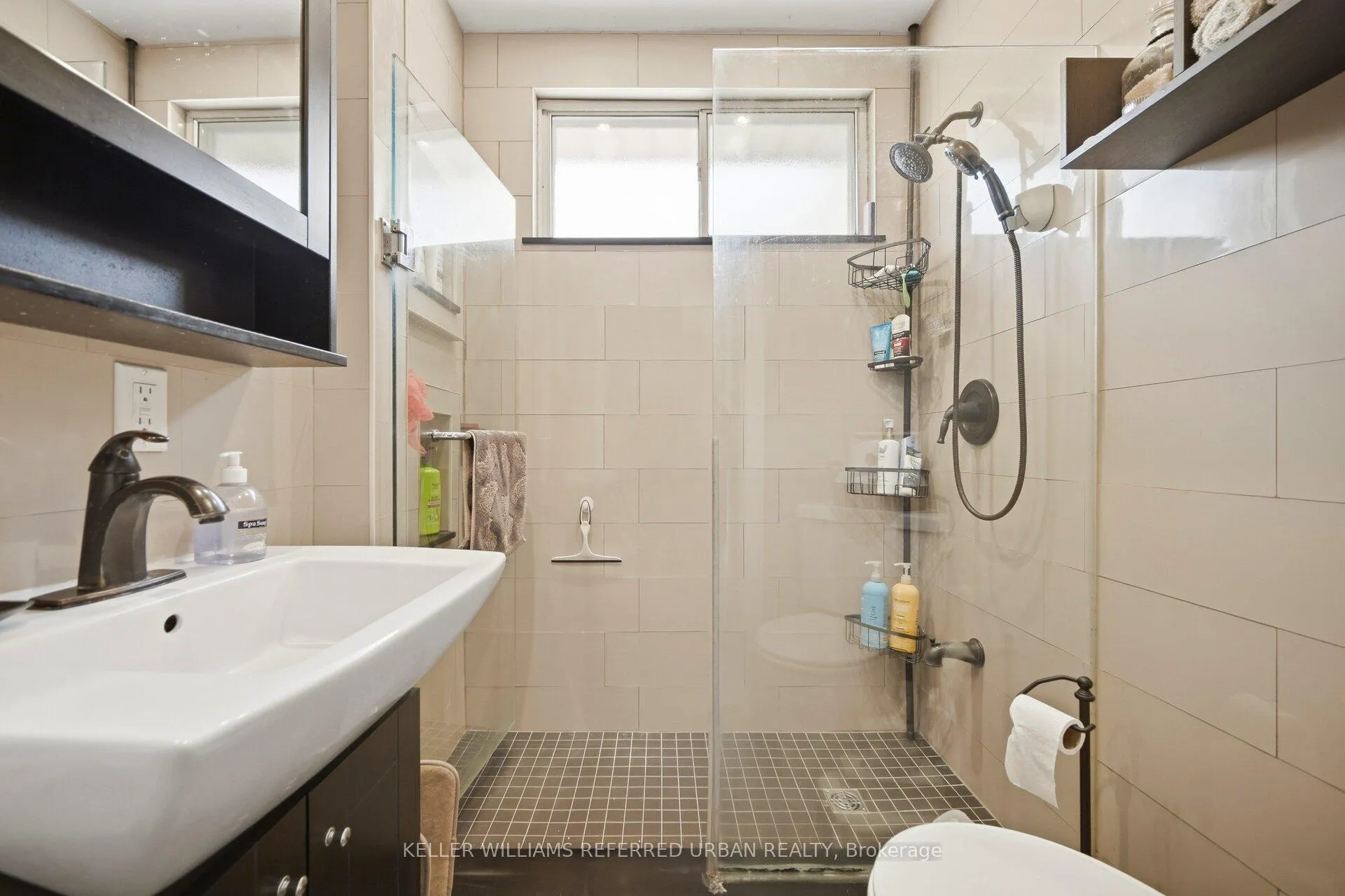 Photo 15 of 47 St Hubert Avenue, Toronto, East York — HOMEH