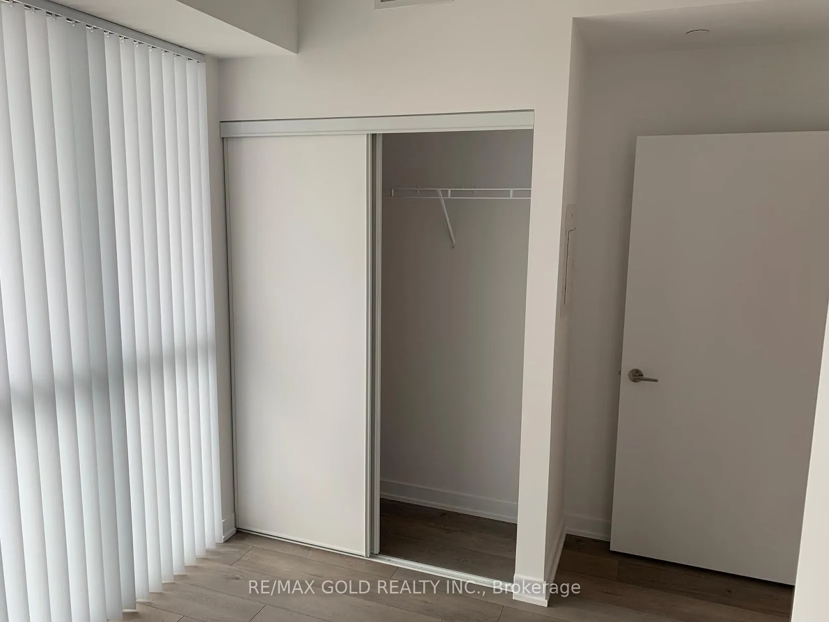 Photo 16 of Unit 1005, 38 Honeycrisp Crescent, Vaughan, Vaughan Corporate Centre — HOMEH