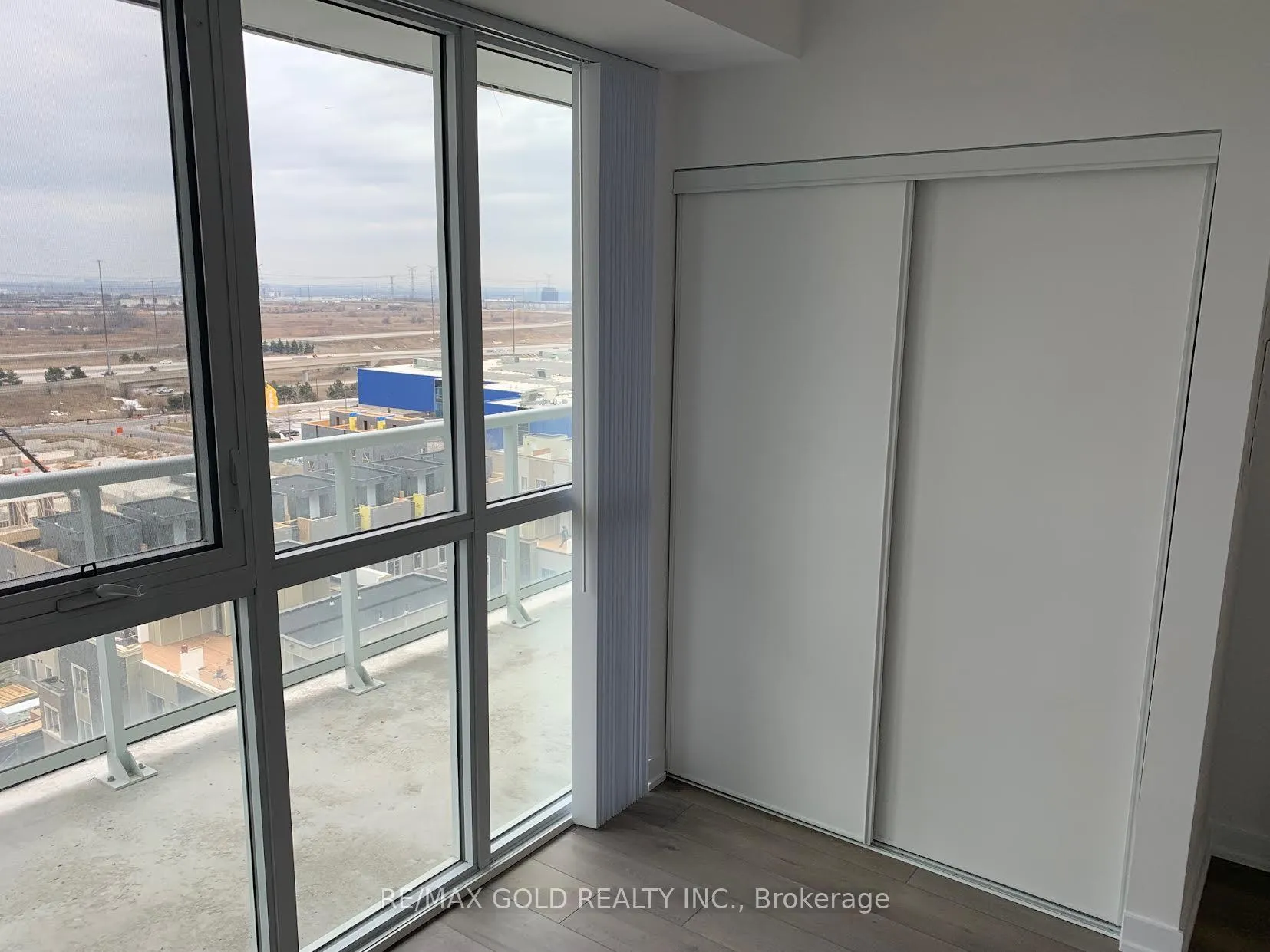 Photo 20 of Unit 1005, 38 Honeycrisp Crescent, Vaughan, Vaughan Corporate Centre — HOMEH
