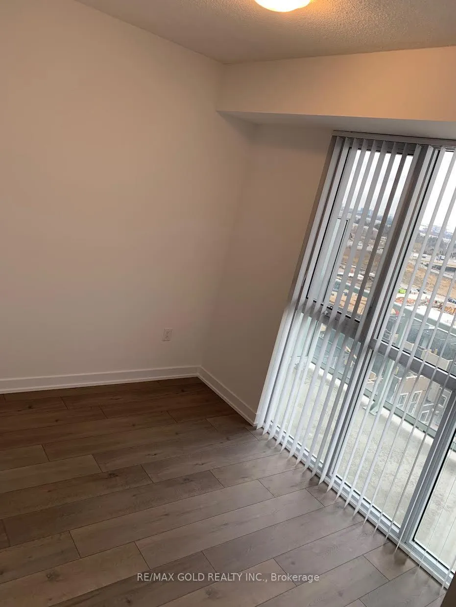 Photo 22 of Unit 1005, 38 Honeycrisp Crescent, Vaughan, Vaughan Corporate Centre — HOMEH