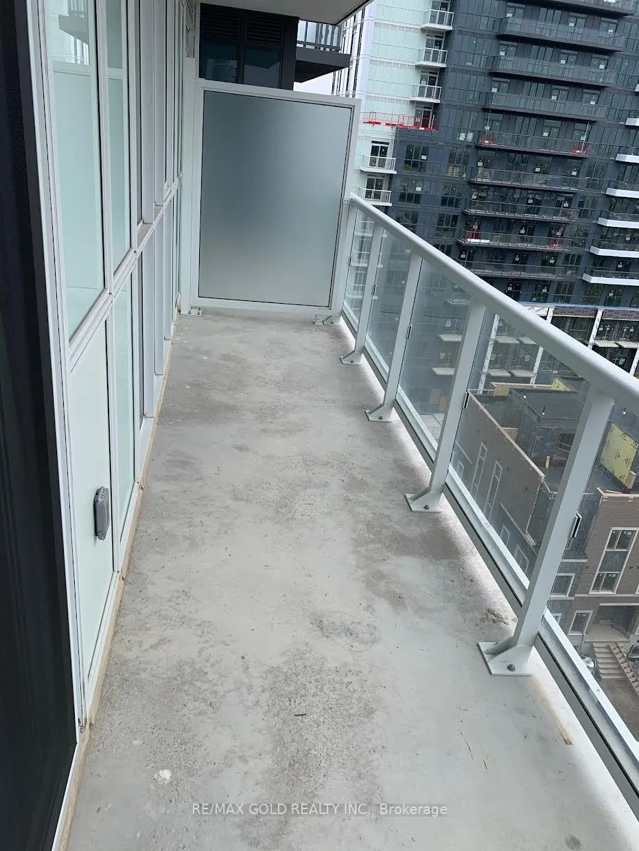 Photo 25 of Unit 1005, 38 Honeycrisp Crescent, Vaughan, Vaughan Corporate Centre — HOMEH